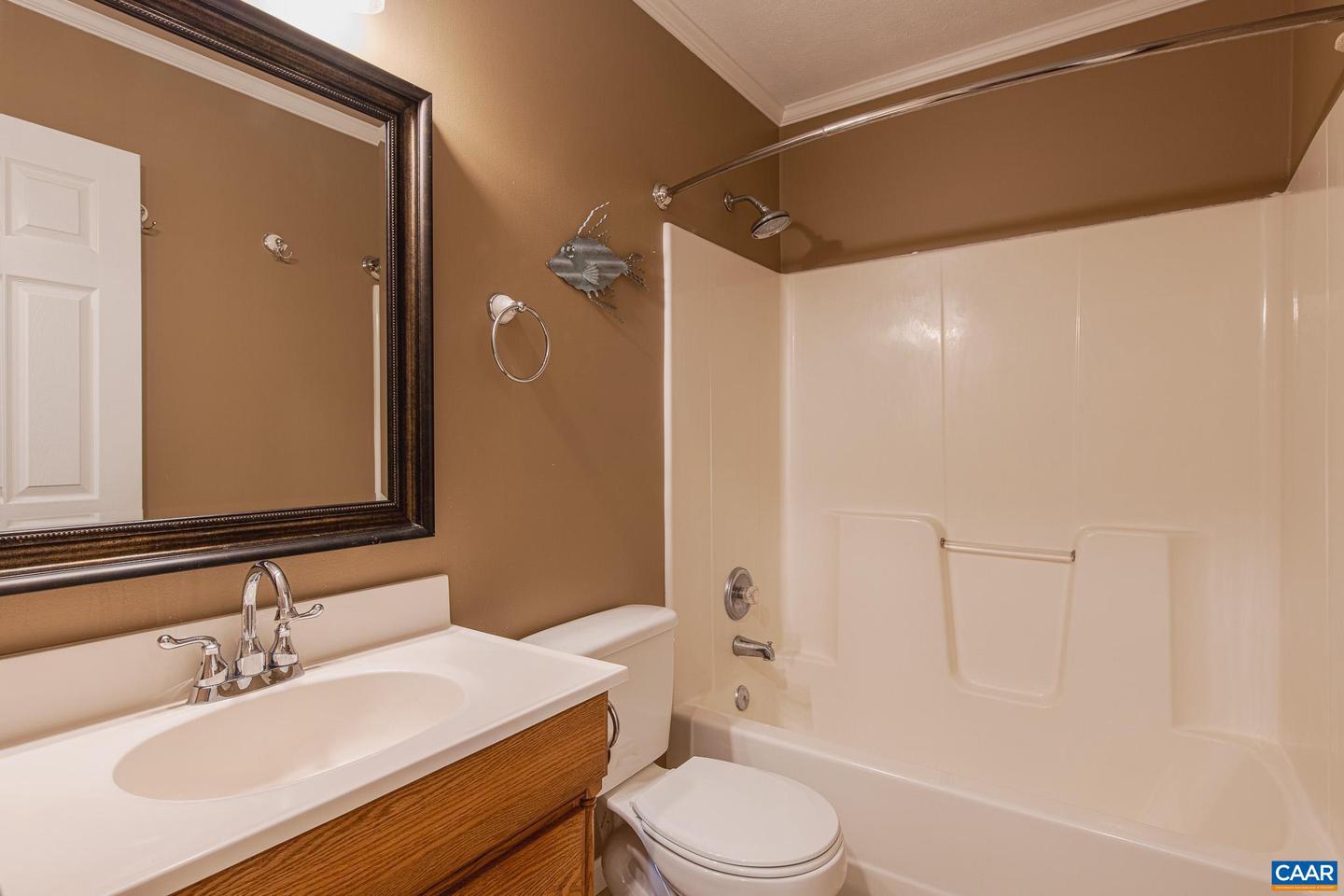 516 S LAKESHORE DR, LOUISA, Virginia 23093, 4 Bedrooms Bedrooms, ,2 BathroomsBathrooms,Residential,For sale,516 S LAKESHORE DR,665568 MLS # 665568