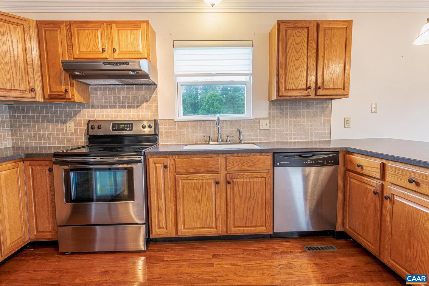 516 S LAKESHORE DR, LOUISA, Virginia 23093, 4 Bedrooms Bedrooms, ,2 BathroomsBathrooms,Residential,For sale,516 S LAKESHORE DR,665568 MLS # 665568