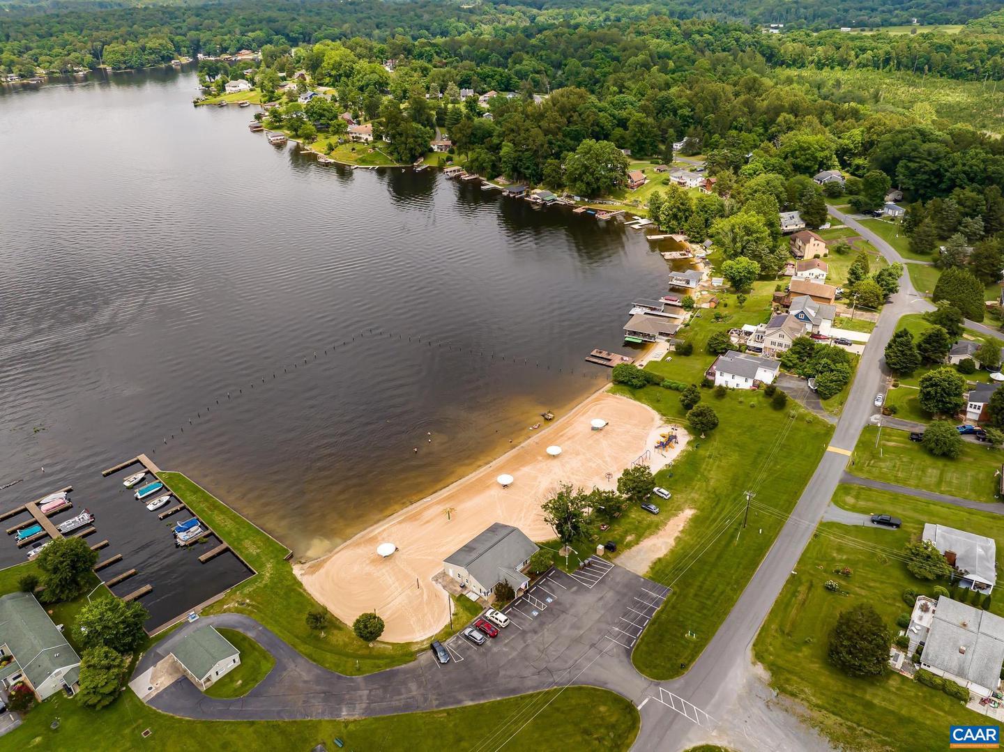 516 S LAKESHORE DR, LOUISA, Virginia 23093, 4 Bedrooms Bedrooms, ,2 BathroomsBathrooms,Residential,For sale,516 S LAKESHORE DR,665568 MLS # 665568