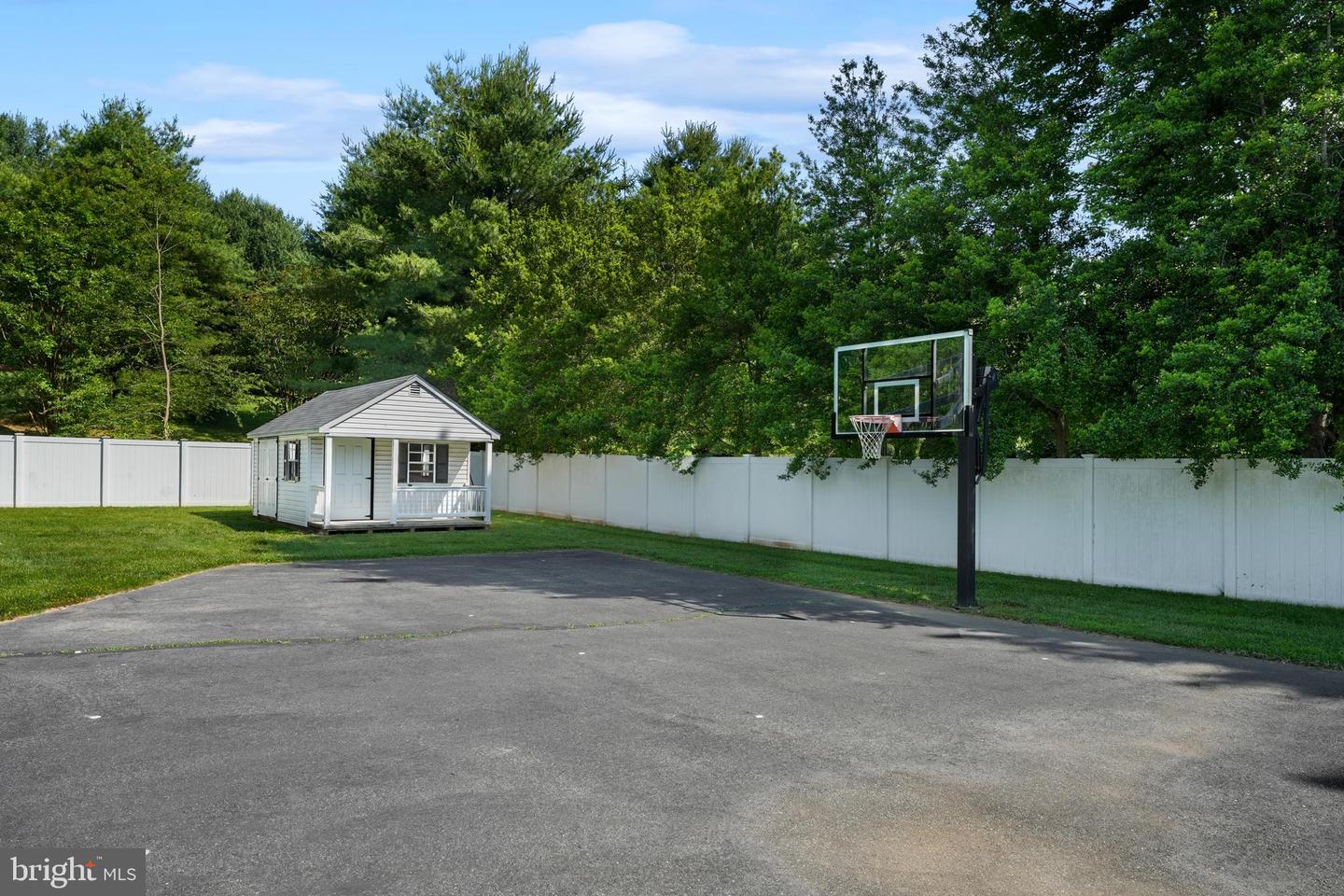 7345 IRON BIT DR, WARRENTON, Virginia 20186, 6 Bedrooms Bedrooms, ,4 BathroomsBathrooms,Residential,For sale,7345 IRON BIT DR,VAFQ2016154 MLS # VAFQ2016154