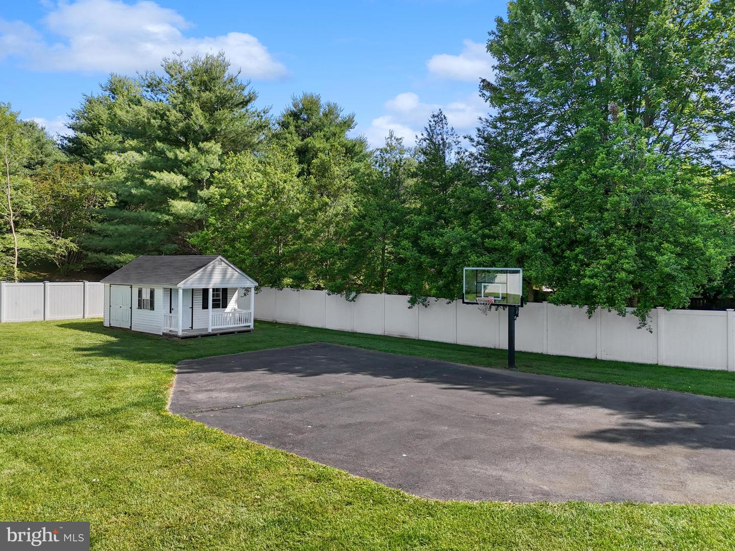 7345 IRON BIT DR, WARRENTON, Virginia 20186, 6 Bedrooms Bedrooms, ,4 BathroomsBathrooms,Residential,For sale,7345 IRON BIT DR,VAFQ2016154 MLS # VAFQ2016154