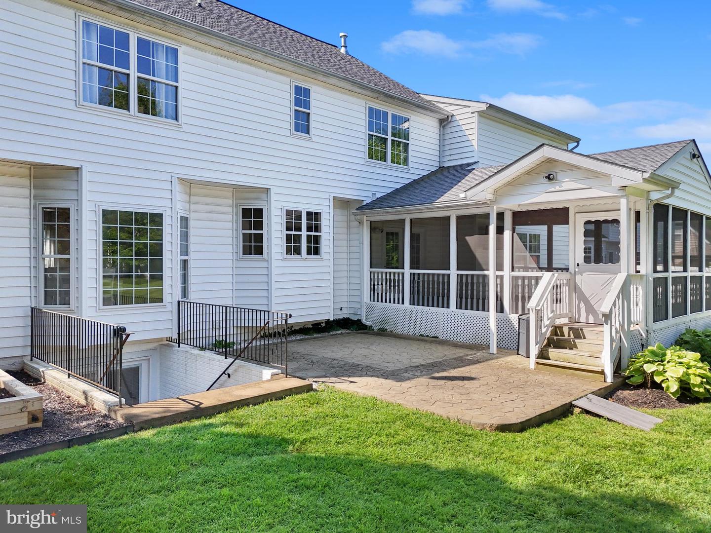 7345 IRON BIT DR, WARRENTON, Virginia 20186, 6 Bedrooms Bedrooms, ,4 BathroomsBathrooms,Residential,For sale,7345 IRON BIT DR,VAFQ2016154 MLS # VAFQ2016154
