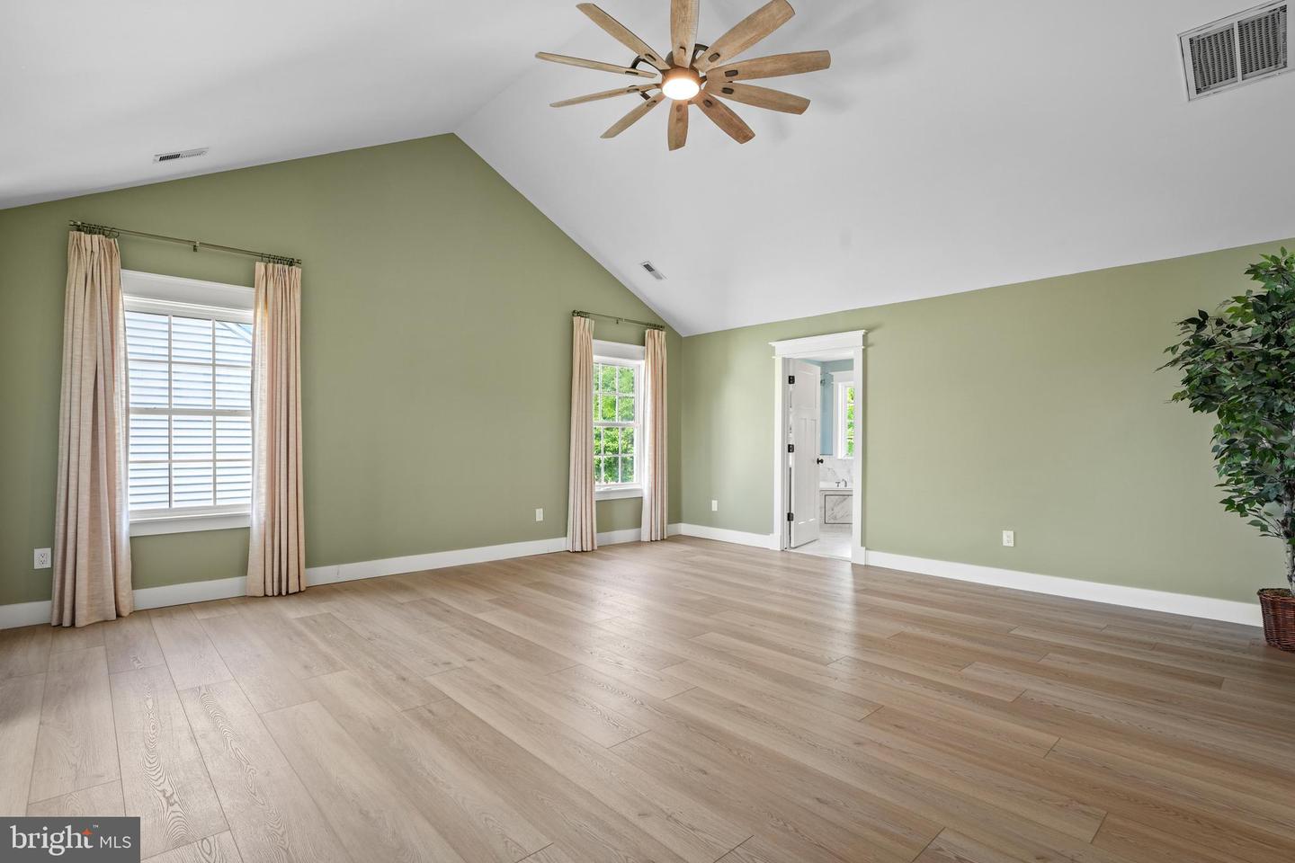 7345 IRON BIT DR, WARRENTON, Virginia 20186, 6 Bedrooms Bedrooms, ,4 BathroomsBathrooms,Residential,For sale,7345 IRON BIT DR,VAFQ2016154 MLS # VAFQ2016154
