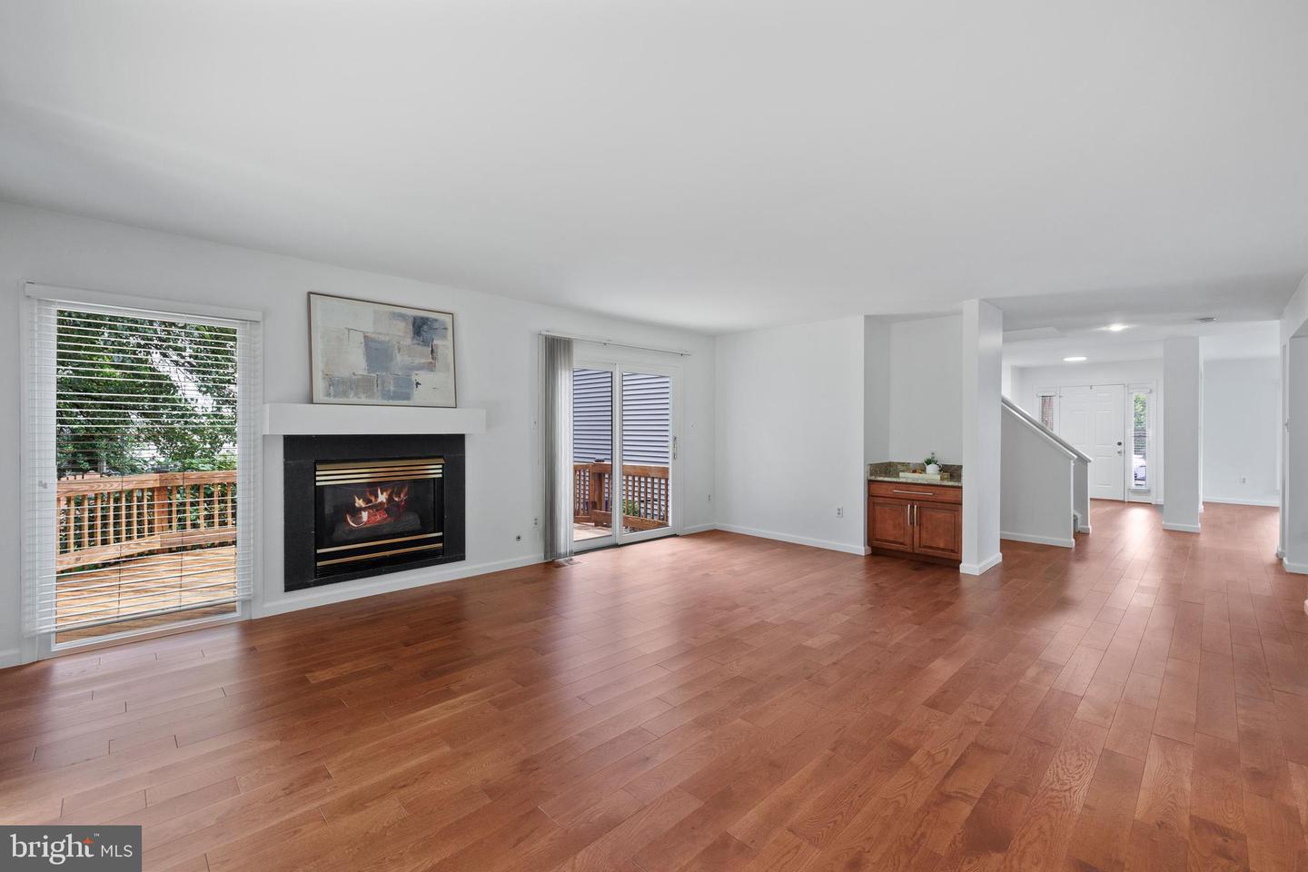 8924 CROSS CHASE CIR, LORTON, Virginia 22079, 4 Bedrooms Bedrooms, ,4 BathroomsBathrooms,Residential,For sale,8924 CROSS CHASE CIR,VAFX2243184 MLS # VAFX2243184