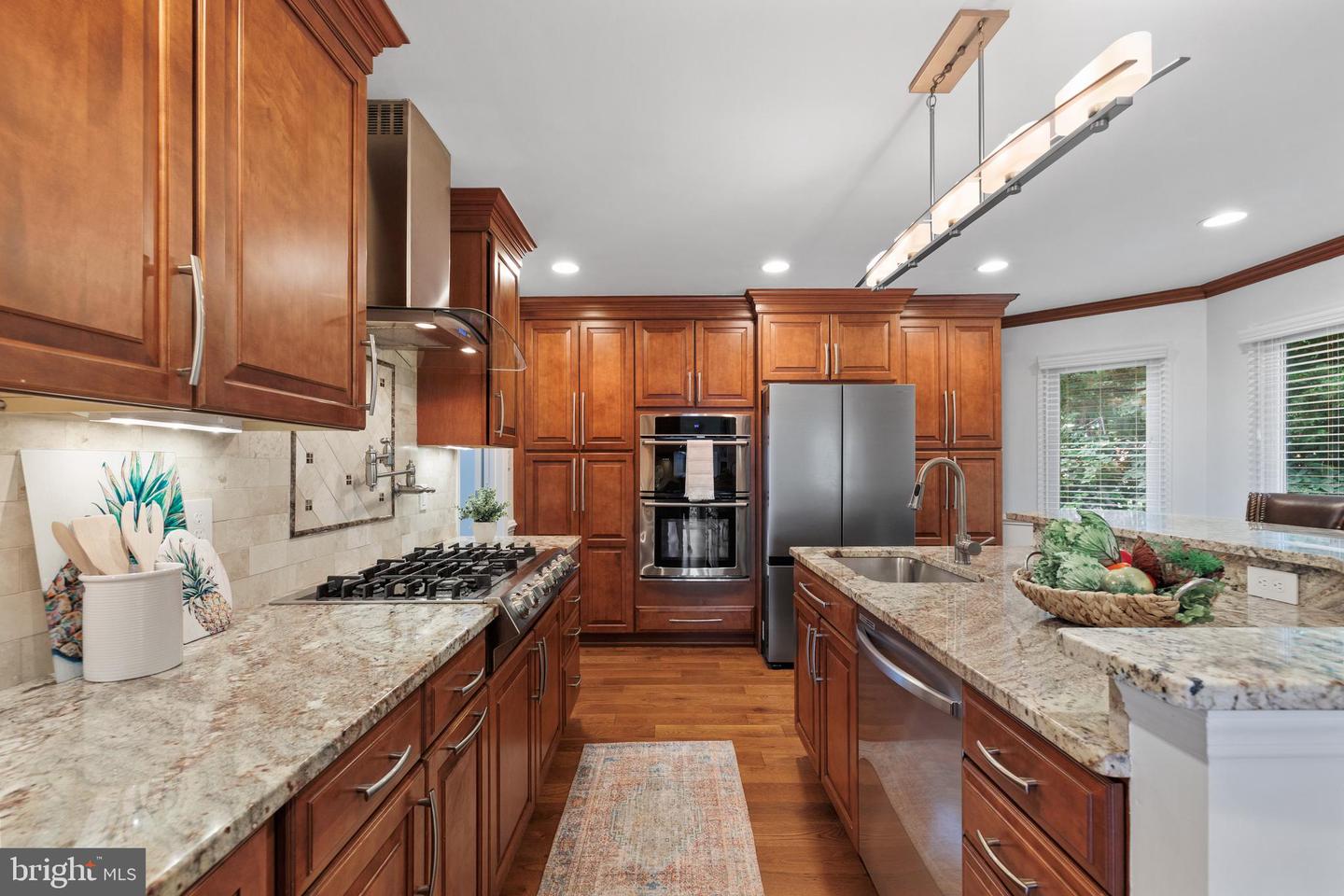 8924 CROSS CHASE CIR, LORTON, Virginia 22079, 4 Bedrooms Bedrooms, ,4 BathroomsBathrooms,Residential,For sale,8924 CROSS CHASE CIR,VAFX2243184 MLS # VAFX2243184
