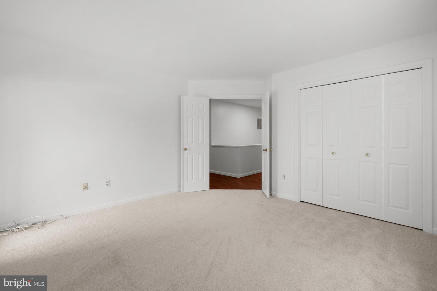 8924 CROSS CHASE CIR, LORTON, Virginia 22079, 4 Bedrooms Bedrooms, ,4 BathroomsBathrooms,Residential,For sale,8924 CROSS CHASE CIR,VAFX2243184 MLS # VAFX2243184
