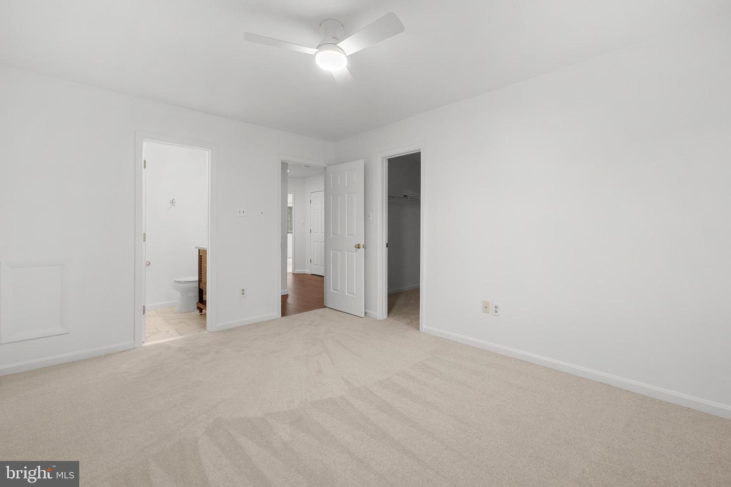 8924 CROSS CHASE CIR, LORTON, Virginia 22079, 4 Bedrooms Bedrooms, ,4 BathroomsBathrooms,Residential,For sale,8924 CROSS CHASE CIR,VAFX2243184 MLS # VAFX2243184