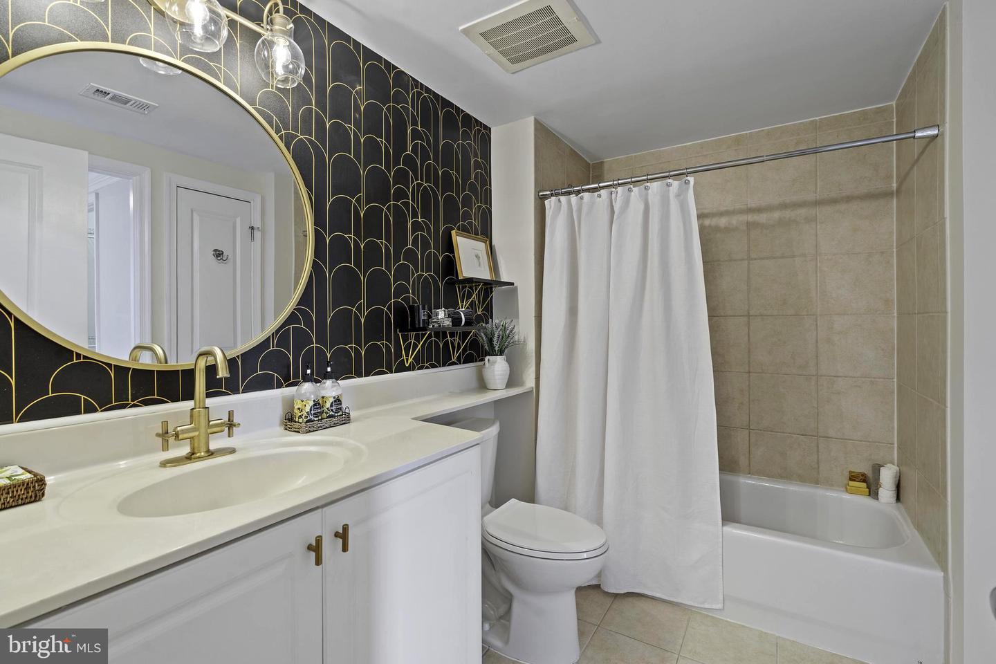 851 N GLEBE RD #1103, ARLINGTON, Virginia 22203, 1 Bedroom Bedrooms, ,1 BathroomBathrooms,Residential,For sale,851 N GLEBE RD #1103,VAAR2058614 MLS # VAAR2058614