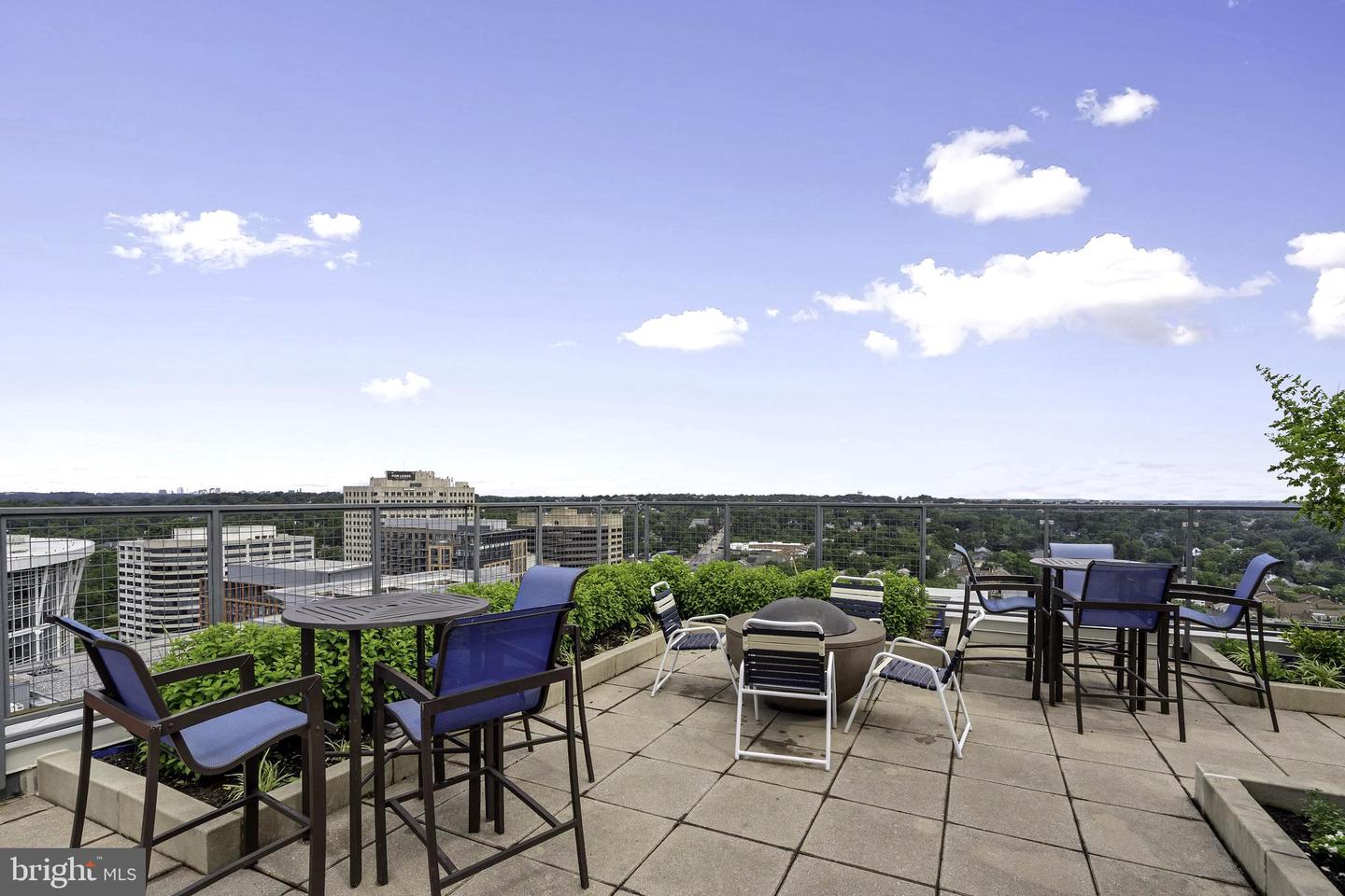 851 N GLEBE RD #1103, ARLINGTON, Virginia 22203, 1 Bedroom Bedrooms, ,1 BathroomBathrooms,Residential,For sale,851 N GLEBE RD #1103,VAAR2058614 MLS # VAAR2058614