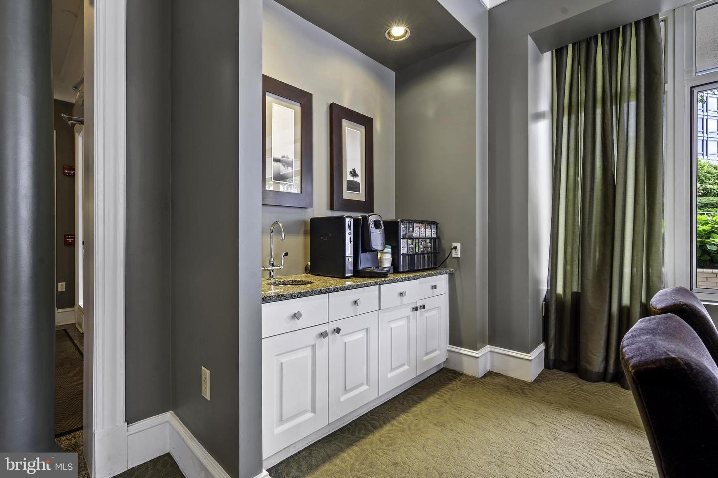 851 N GLEBE RD #1103, ARLINGTON, Virginia 22203, 1 Bedroom Bedrooms, ,1 BathroomBathrooms,Residential,For sale,851 N GLEBE RD #1103,VAAR2058614 MLS # VAAR2058614