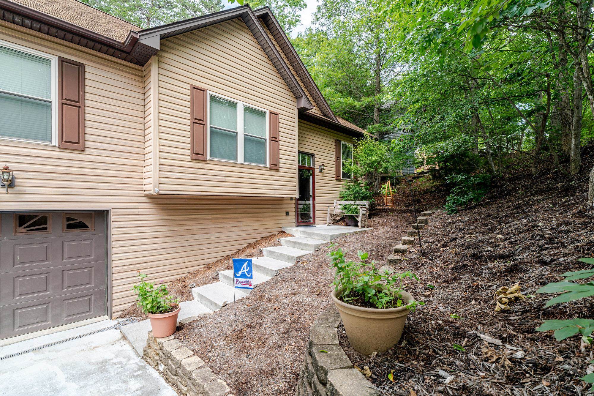 2973 LANIER LN, MCGAHEYSVILLE, Virginia 22840, 3 Bedrooms Bedrooms, ,3 BathroomsBathrooms,Residential,2973 LANIER LN,665574 MLS # 665574