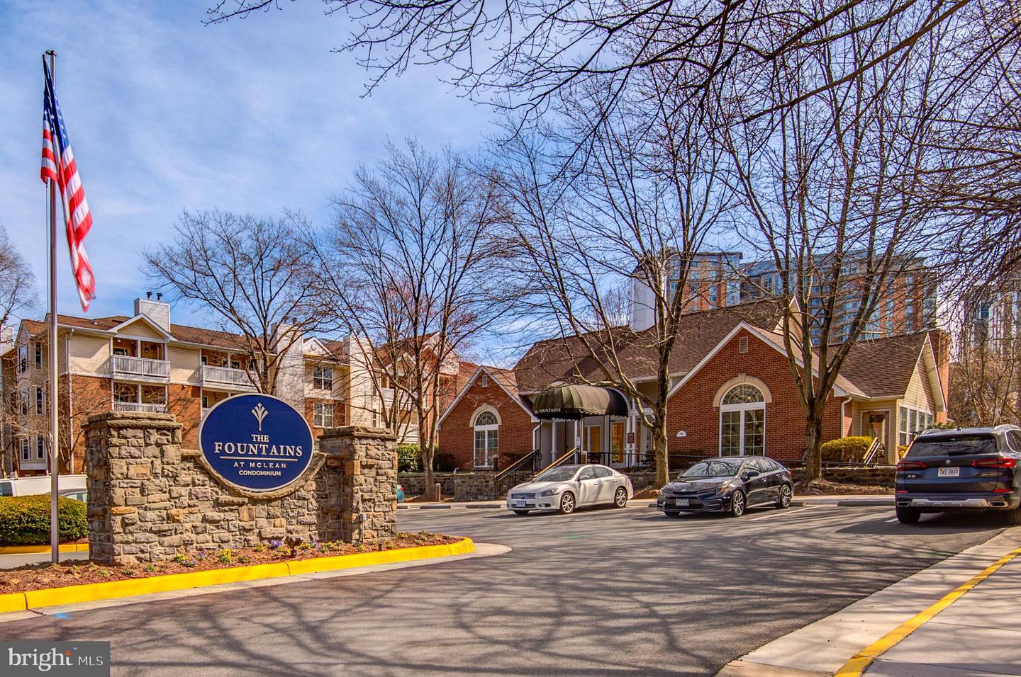 1511 LINCOLN WAY #201B, MCLEAN, Virginia 22102, 2 Bedrooms Bedrooms, ,2 BathroomsBathrooms,Residential,For sale,1511 LINCOLN WAY #201B,VAFX2246608 MLS # VAFX2246608