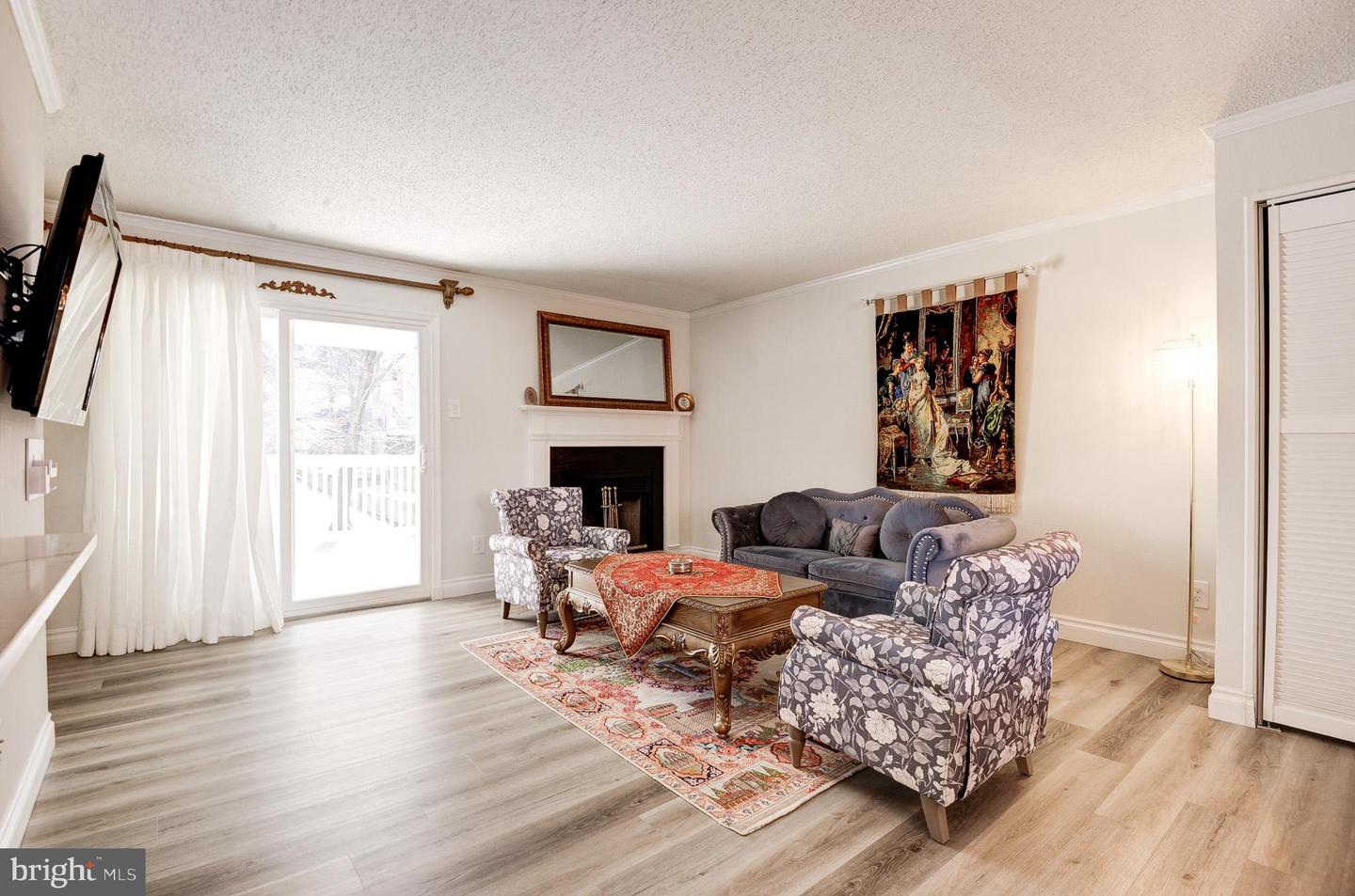 1511 LINCOLN WAY #201B, MCLEAN, Virginia 22102, 2 Bedrooms Bedrooms, ,2 BathroomsBathrooms,Residential,For sale,1511 LINCOLN WAY #201B,VAFX2246608 MLS # VAFX2246608