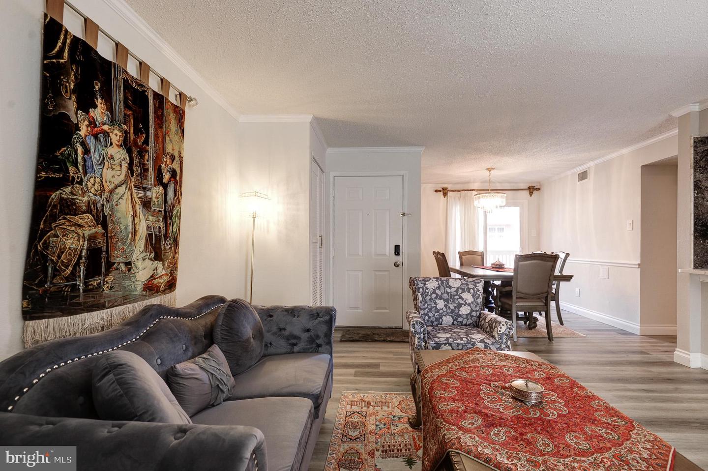 1511 LINCOLN WAY #201B, MCLEAN, Virginia 22102, 2 Bedrooms Bedrooms, ,2 BathroomsBathrooms,Residential,For sale,1511 LINCOLN WAY #201B,VAFX2246608 MLS # VAFX2246608