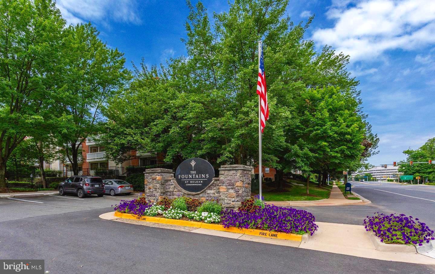 1511 LINCOLN WAY #201B, MCLEAN, Virginia 22102, 2 Bedrooms Bedrooms, ,2 BathroomsBathrooms,Residential,For sale,1511 LINCOLN WAY #201B,VAFX2246608 MLS # VAFX2246608