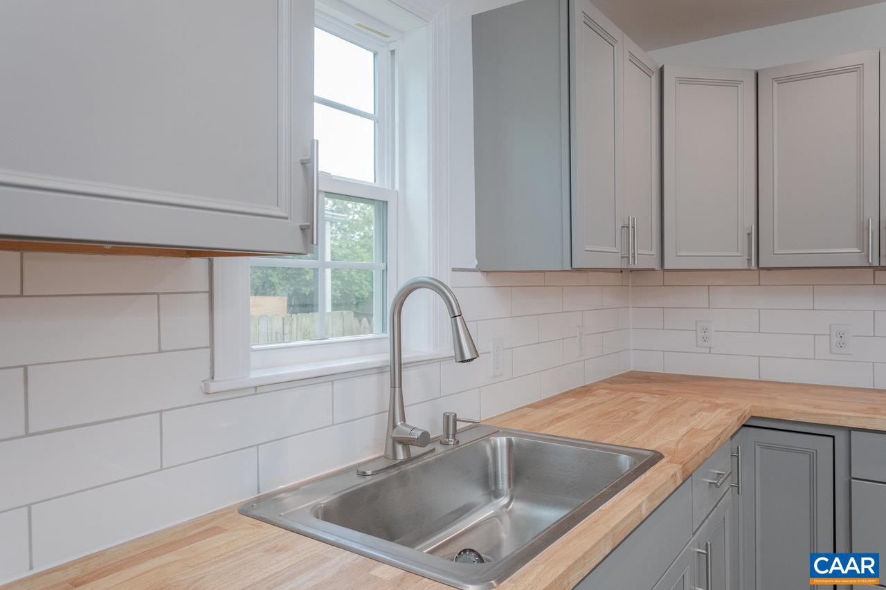 30 BEAR ST, CHURCHVILLE, Virginia 24421, 2 Bedrooms Bedrooms, ,2 BathroomsBathrooms,Residential,For sale,30 BEAR ST,665573 MLS # 665573