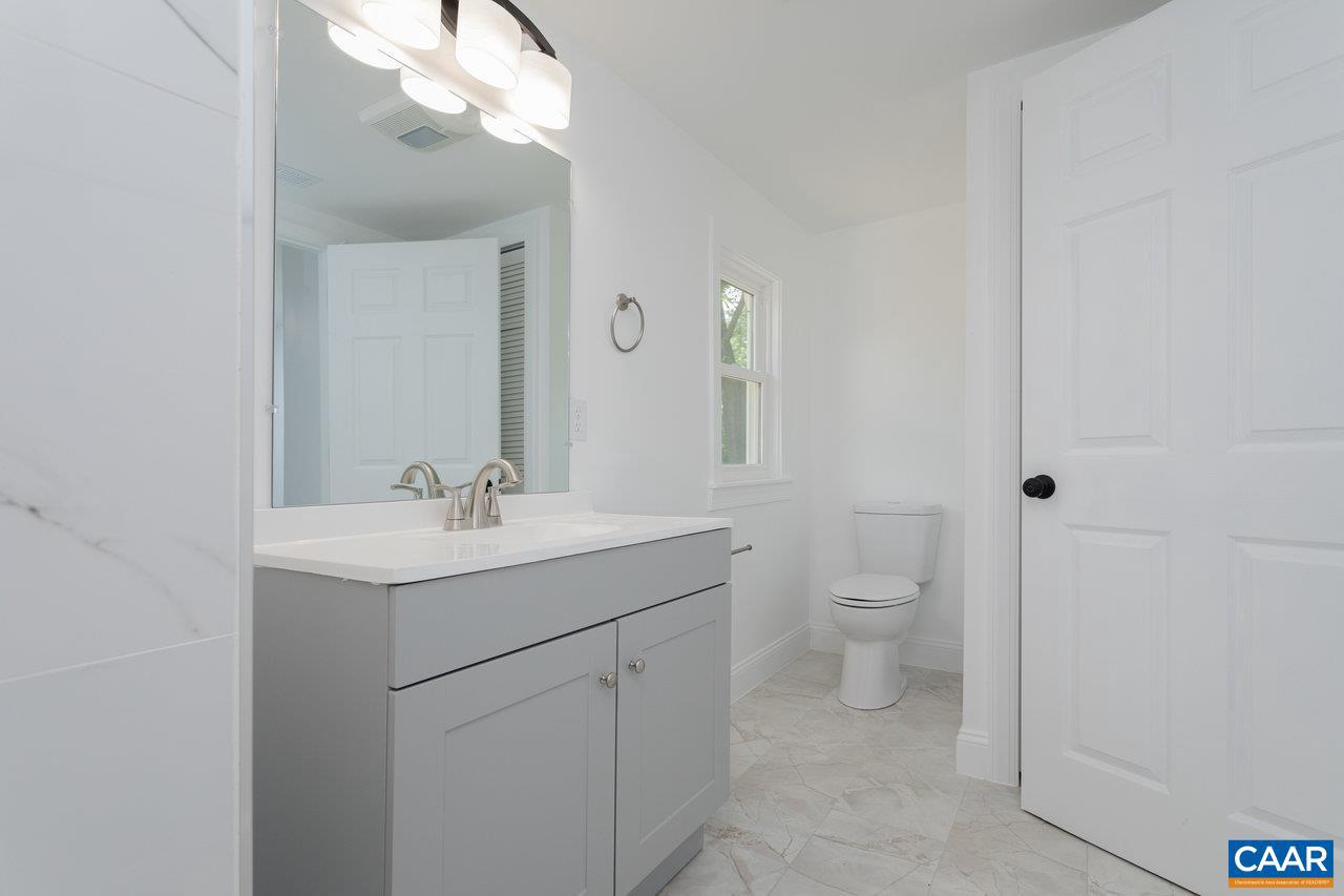 30 BEAR ST, CHURCHVILLE, Virginia 24421, 2 Bedrooms Bedrooms, ,2 BathroomsBathrooms,Residential,For sale,30 BEAR ST,665573 MLS # 665573