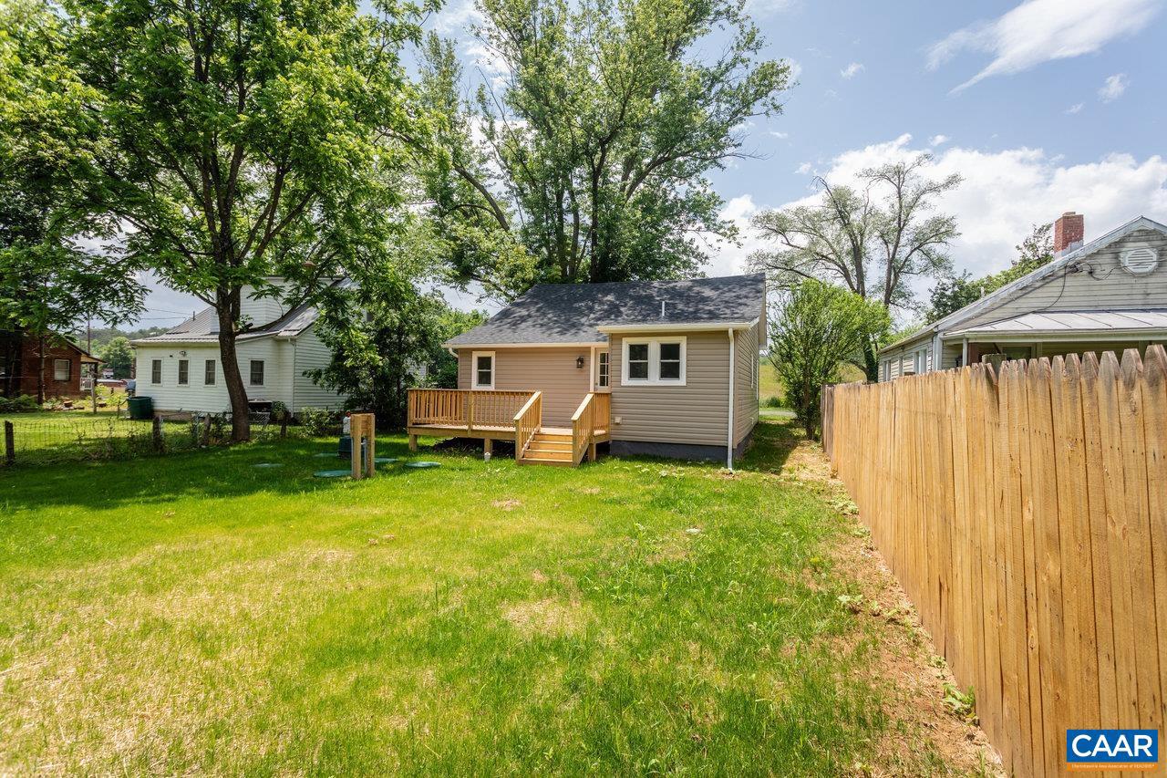30 BEAR ST, CHURCHVILLE, Virginia 24421, 2 Bedrooms Bedrooms, ,2 BathroomsBathrooms,Residential,For sale,30 BEAR ST,665573 MLS # 665573