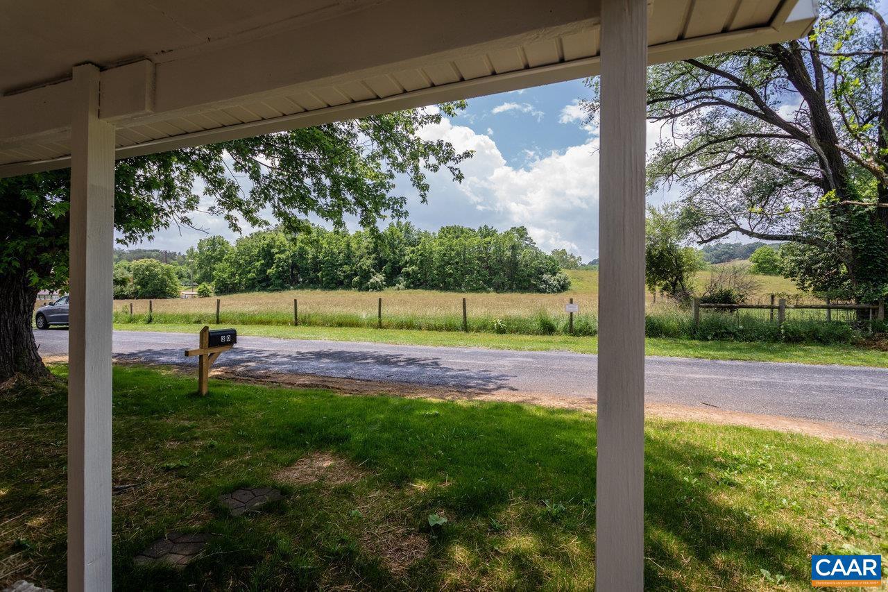 30 BEAR ST, CHURCHVILLE, Virginia 24421, 2 Bedrooms Bedrooms, ,2 BathroomsBathrooms,Residential,For sale,30 BEAR ST,665573 MLS # 665573