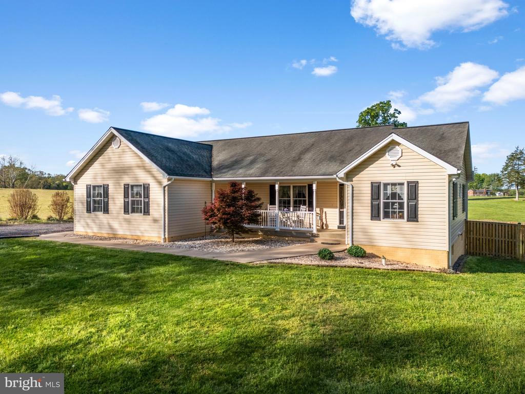 15103 JENKINS HILL LN, CULPEPER, Virginia 22701, 4 Bedrooms Bedrooms, ,3 BathroomsBathrooms,Residential,15103 JENKINS HILL LN,VACU2010358 MLS # VACU2010358