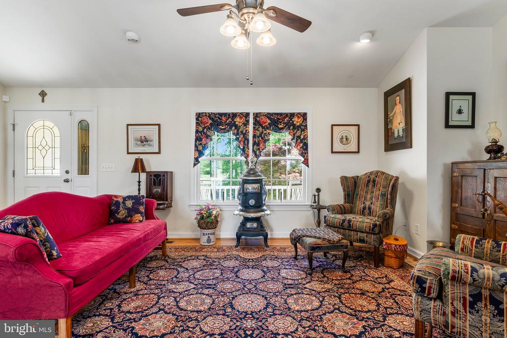 15103 JENKINS HILL LN, CULPEPER, Virginia 22701, 4 Bedrooms Bedrooms, ,3 BathroomsBathrooms,Residential,15103 JENKINS HILL LN,VACU2010358 MLS # VACU2010358