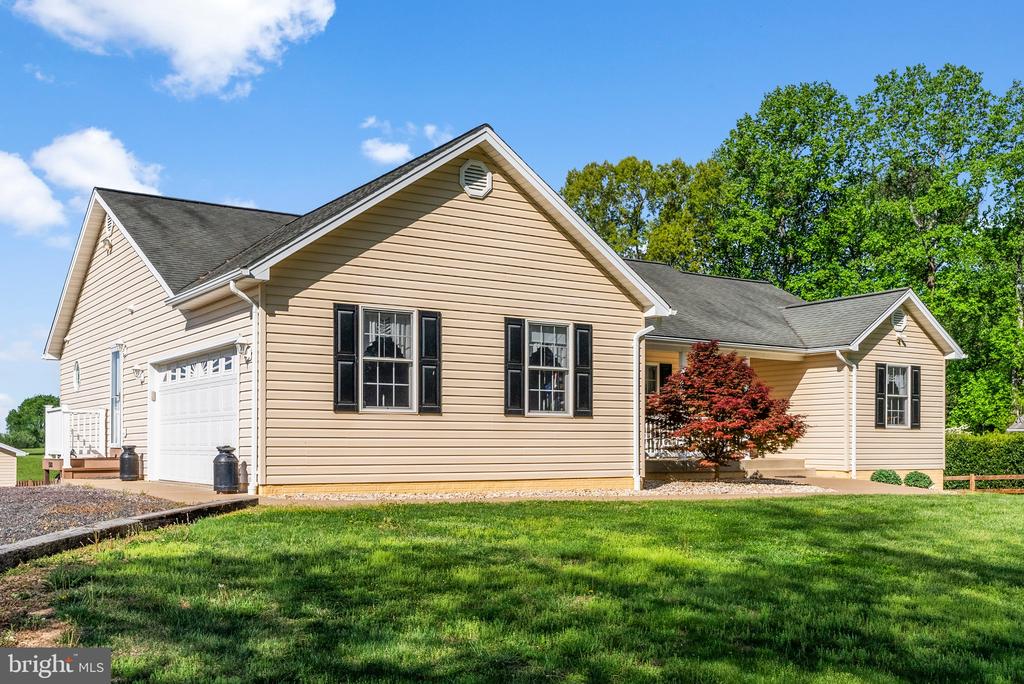 15103 JENKINS HILL LN, CULPEPER, Virginia 22701, 4 Bedrooms Bedrooms, ,3 BathroomsBathrooms,Residential,15103 JENKINS HILL LN,VACU2010358 MLS # VACU2010358
