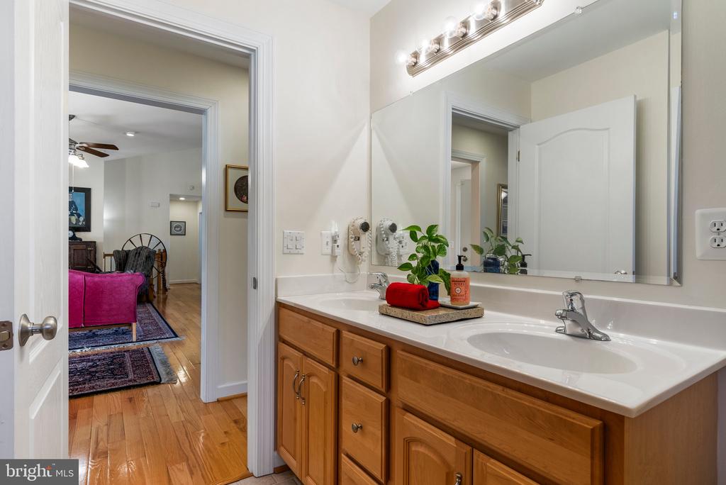 15103 JENKINS HILL LN, CULPEPER, Virginia 22701, 4 Bedrooms Bedrooms, ,3 BathroomsBathrooms,Residential,15103 JENKINS HILL LN,VACU2010358 MLS # VACU2010358
