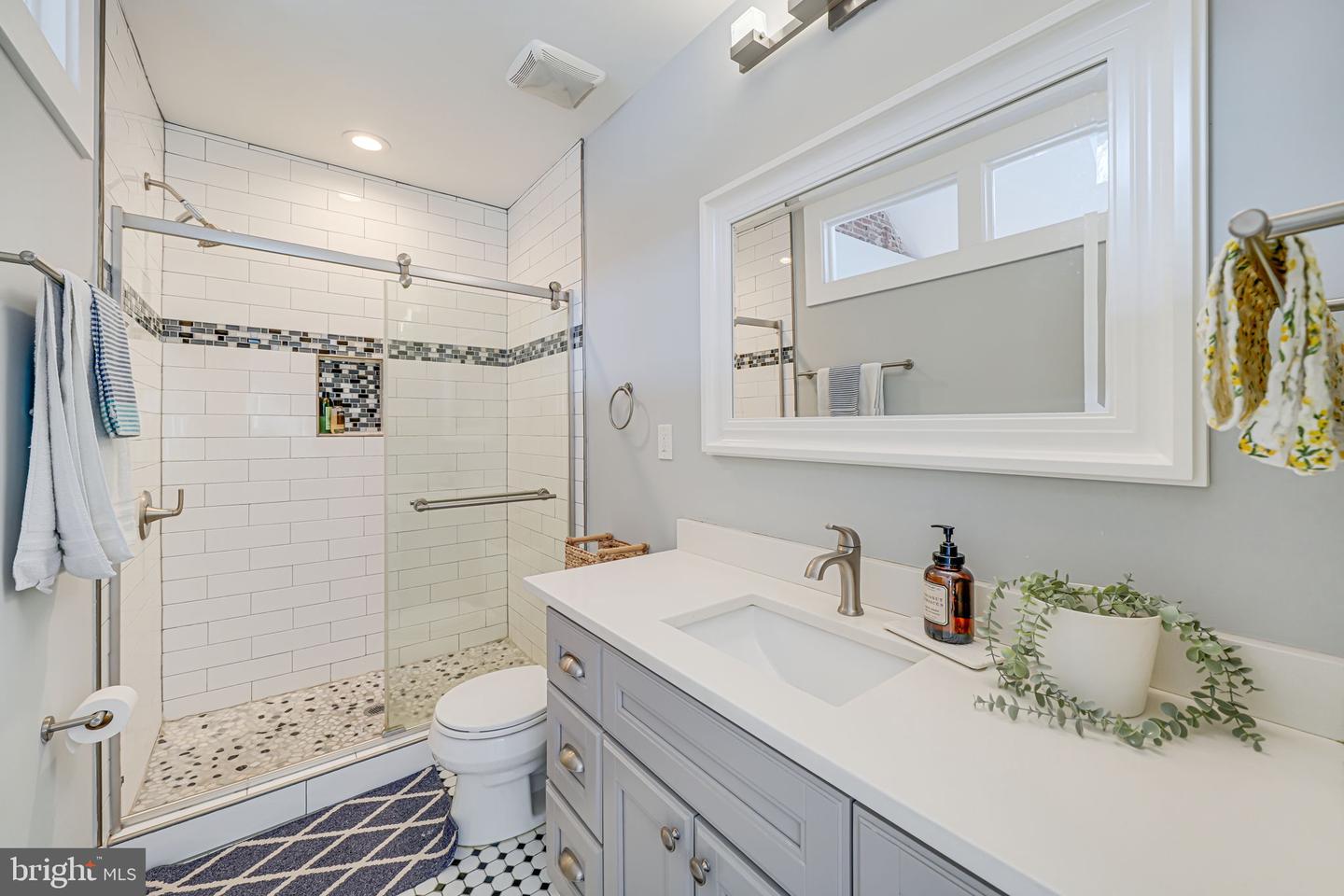 2926 12TH ST NE, WASHINGTON, District Of Columbia 20017, 4 Bedrooms Bedrooms, ,3 BathroomsBathrooms,Residential,For sale,2926 12TH ST NE,DCDC2202346 MLS # DCDC2202346