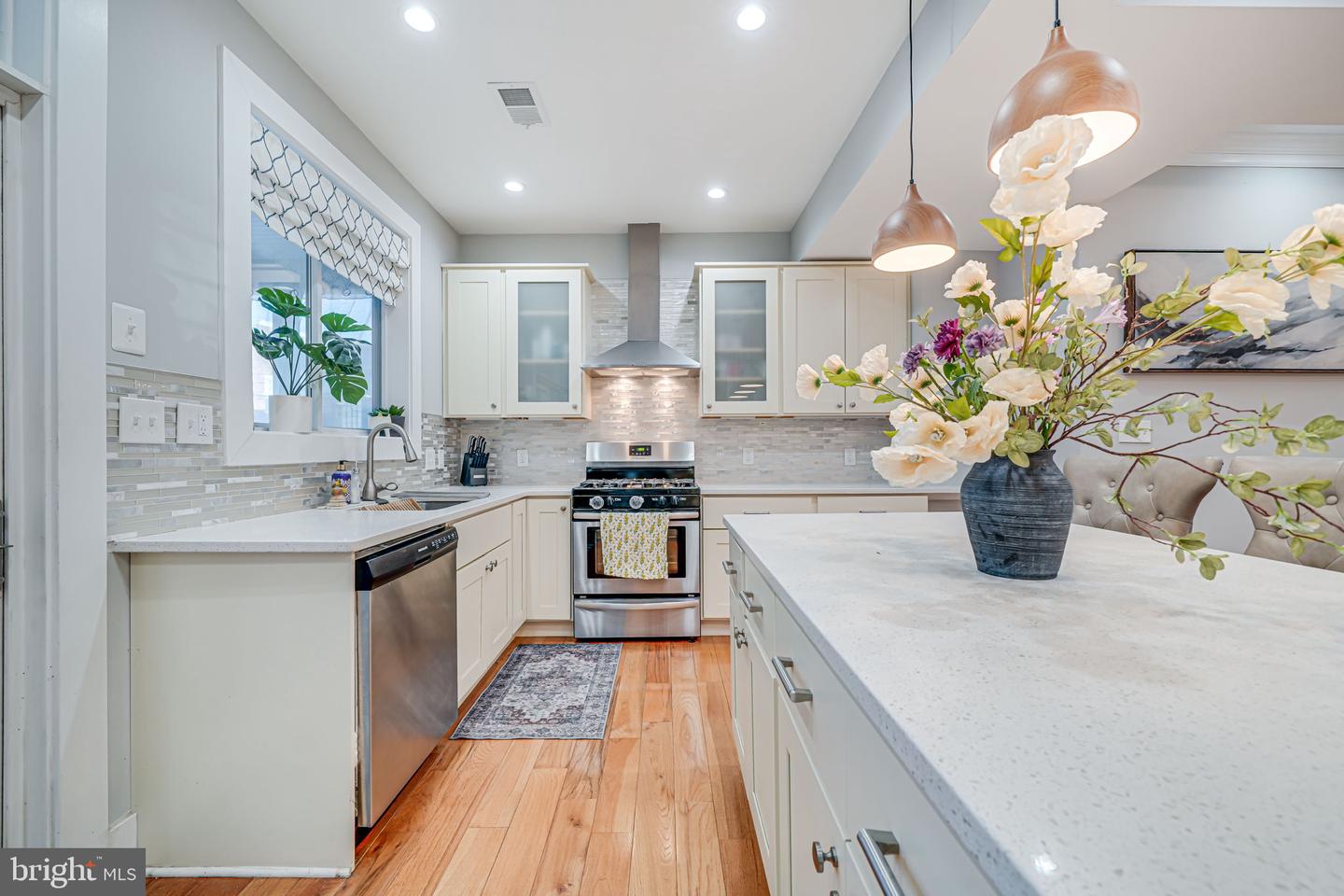 2926 12TH ST NE, WASHINGTON, District Of Columbia 20017, 4 Bedrooms Bedrooms, ,3 BathroomsBathrooms,Residential,For sale,2926 12TH ST NE,DCDC2202346 MLS # DCDC2202346