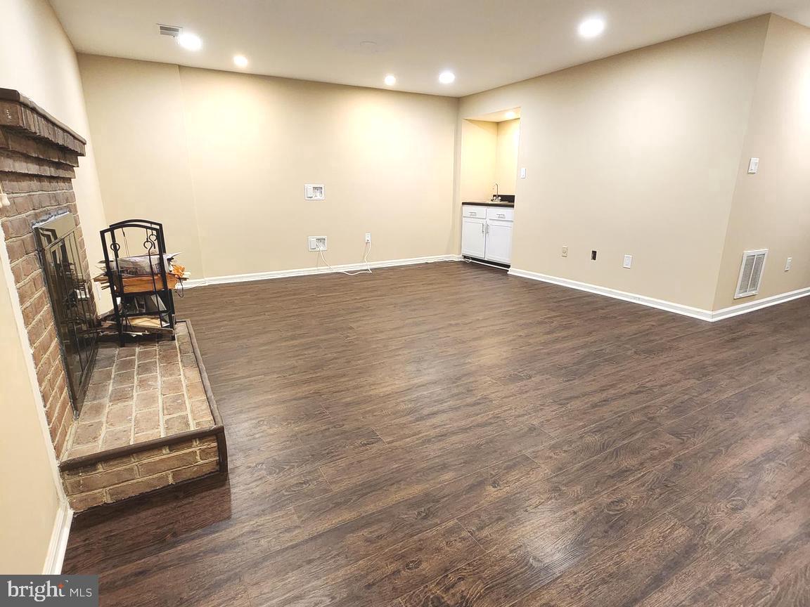 9314 MILLBRANCH PL, FAIRFAX, Virginia 22031, 4 Bedrooms Bedrooms, ,3 BathroomsBathrooms,Residential,For sale,9314 MILLBRANCH PL,VAFX2245274 MLS # VAFX2245274