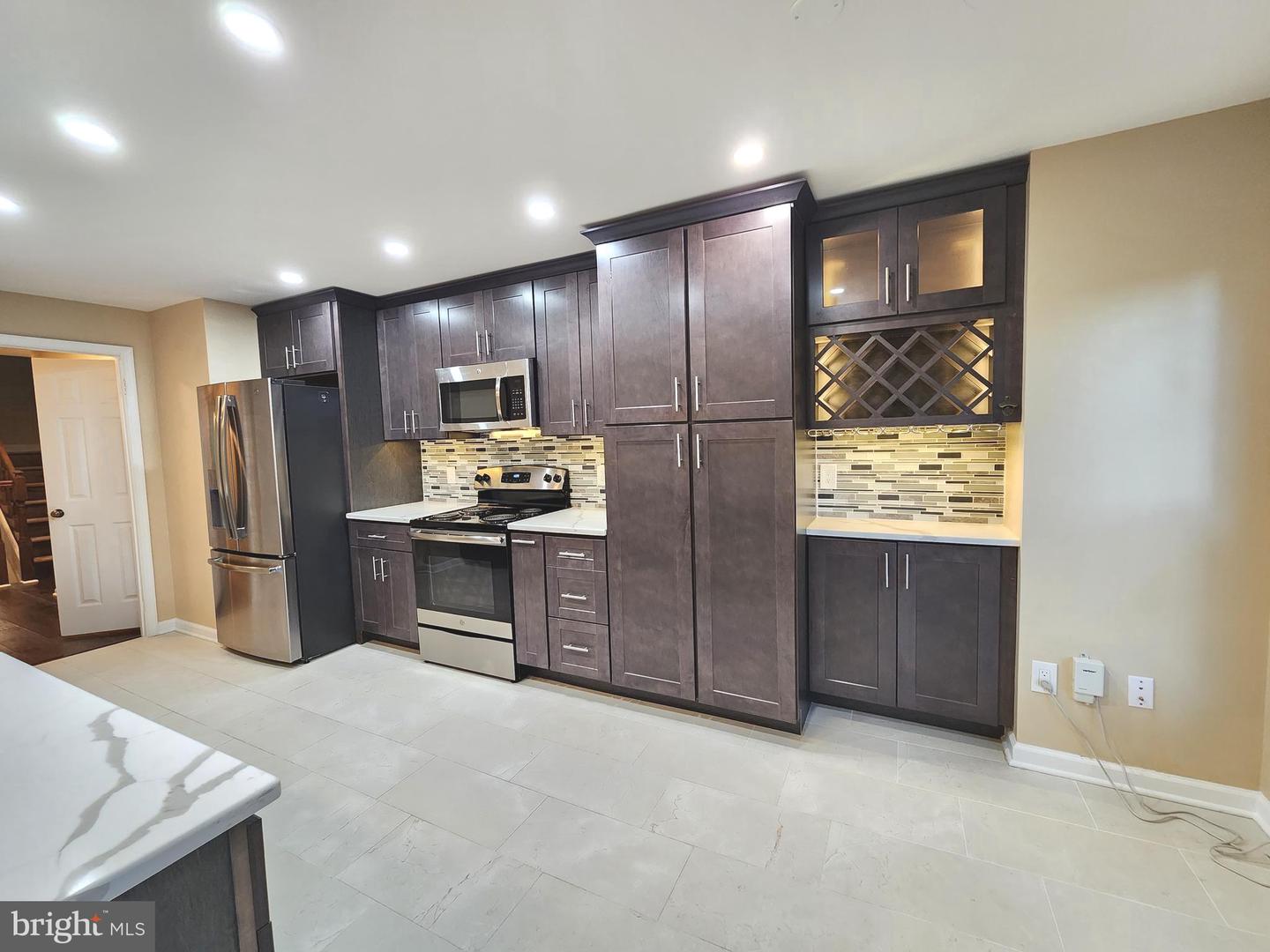 9314 MILLBRANCH PL, FAIRFAX, Virginia 22031, 4 Bedrooms Bedrooms, ,3 BathroomsBathrooms,Residential,For sale,9314 MILLBRANCH PL,VAFX2245274 MLS # VAFX2245274