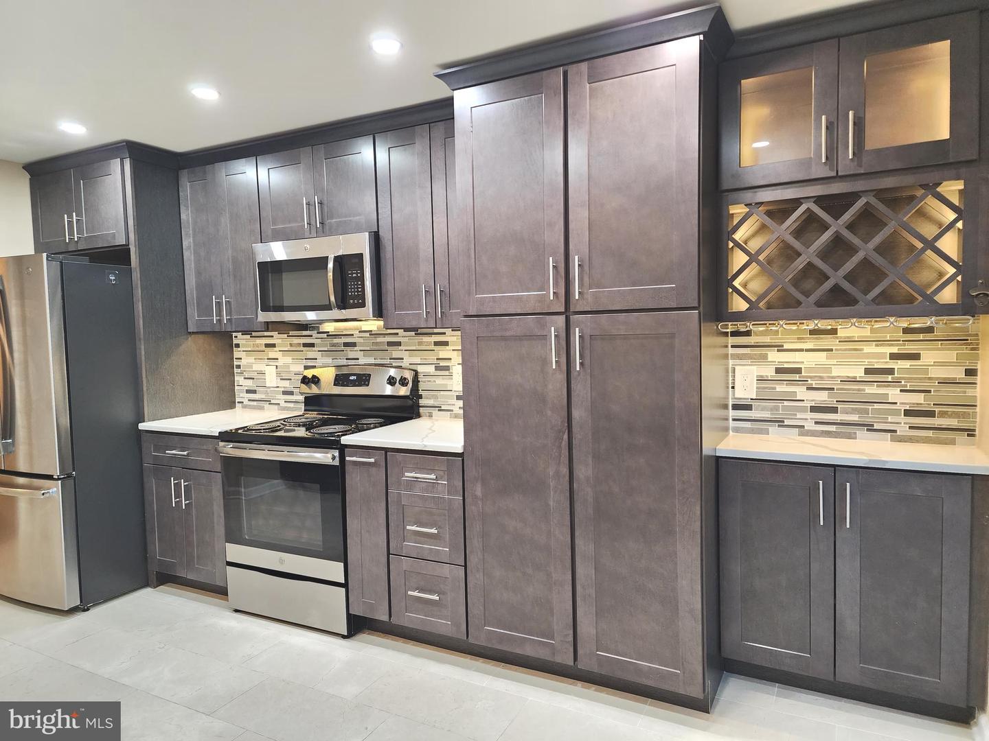 9314 MILLBRANCH PL, FAIRFAX, Virginia 22031, 4 Bedrooms Bedrooms, ,3 BathroomsBathrooms,Residential,For sale,9314 MILLBRANCH PL,VAFX2245274 MLS # VAFX2245274