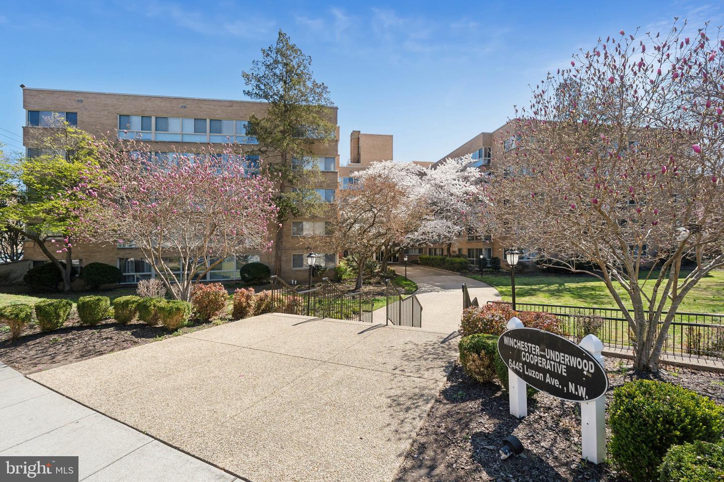 6445 LUZON AVE NW #109, WASHINGTON, District Of Columbia 20012, 1 Bedroom Bedrooms, ,1 BathroomBathrooms,Residential,For sale,6445 LUZON AVE NW #109,DCDC2192594 MLS # DCDC2192594