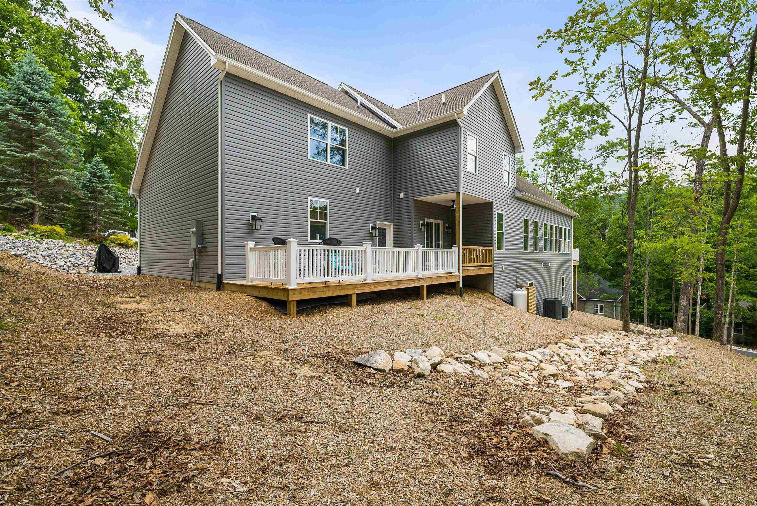 141 RACCOON CT, MCGAHEYSVILLE, Virginia 22840, 8 Bedrooms Bedrooms, ,5 BathroomsBathrooms,Residential,141 RACCOON CT,665592 MLS # 665592