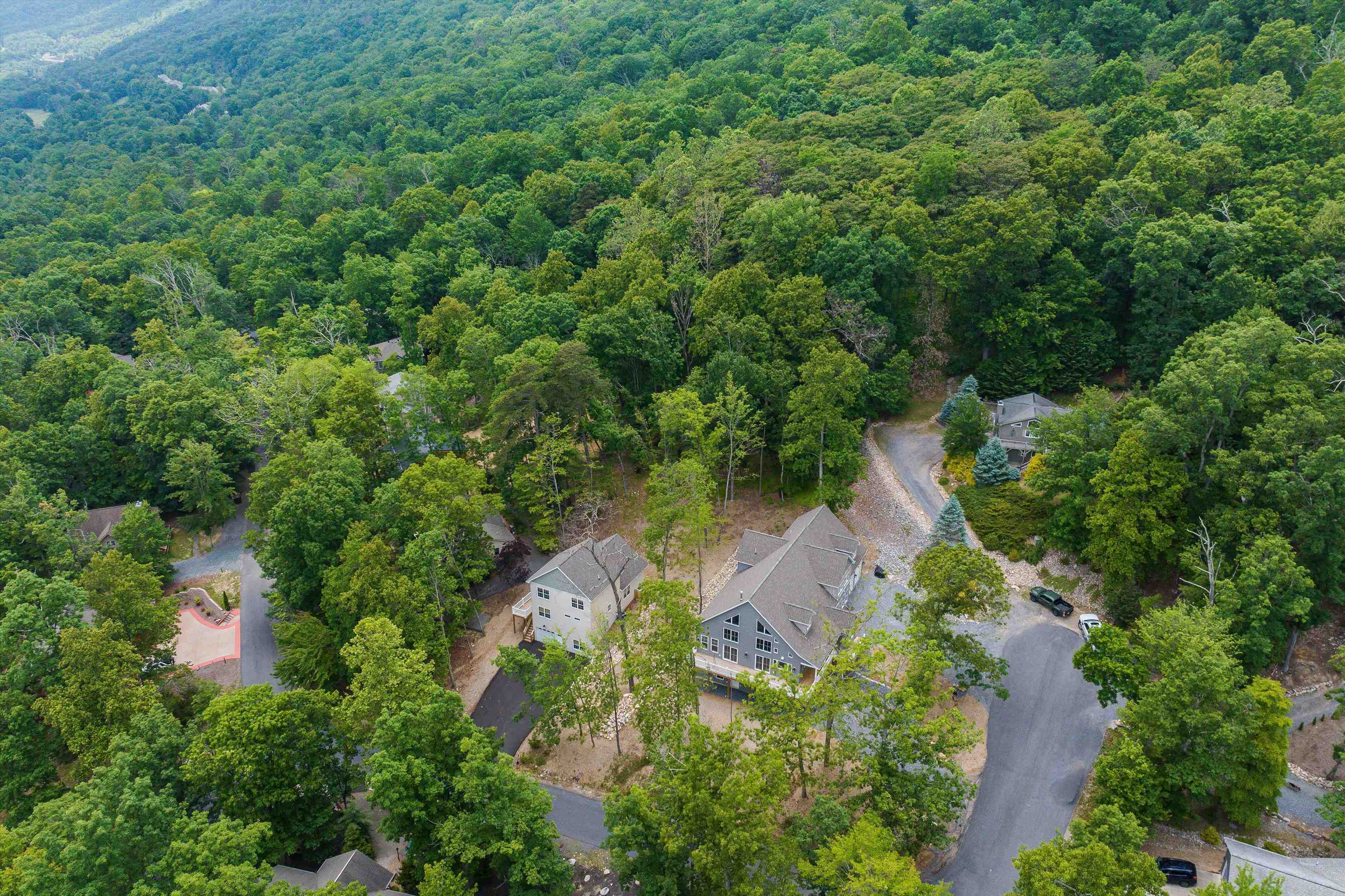 141 RACCOON CT, MCGAHEYSVILLE, Virginia 22840, 8 Bedrooms Bedrooms, ,5 BathroomsBathrooms,Residential,141 RACCOON CT,665592 MLS # 665592