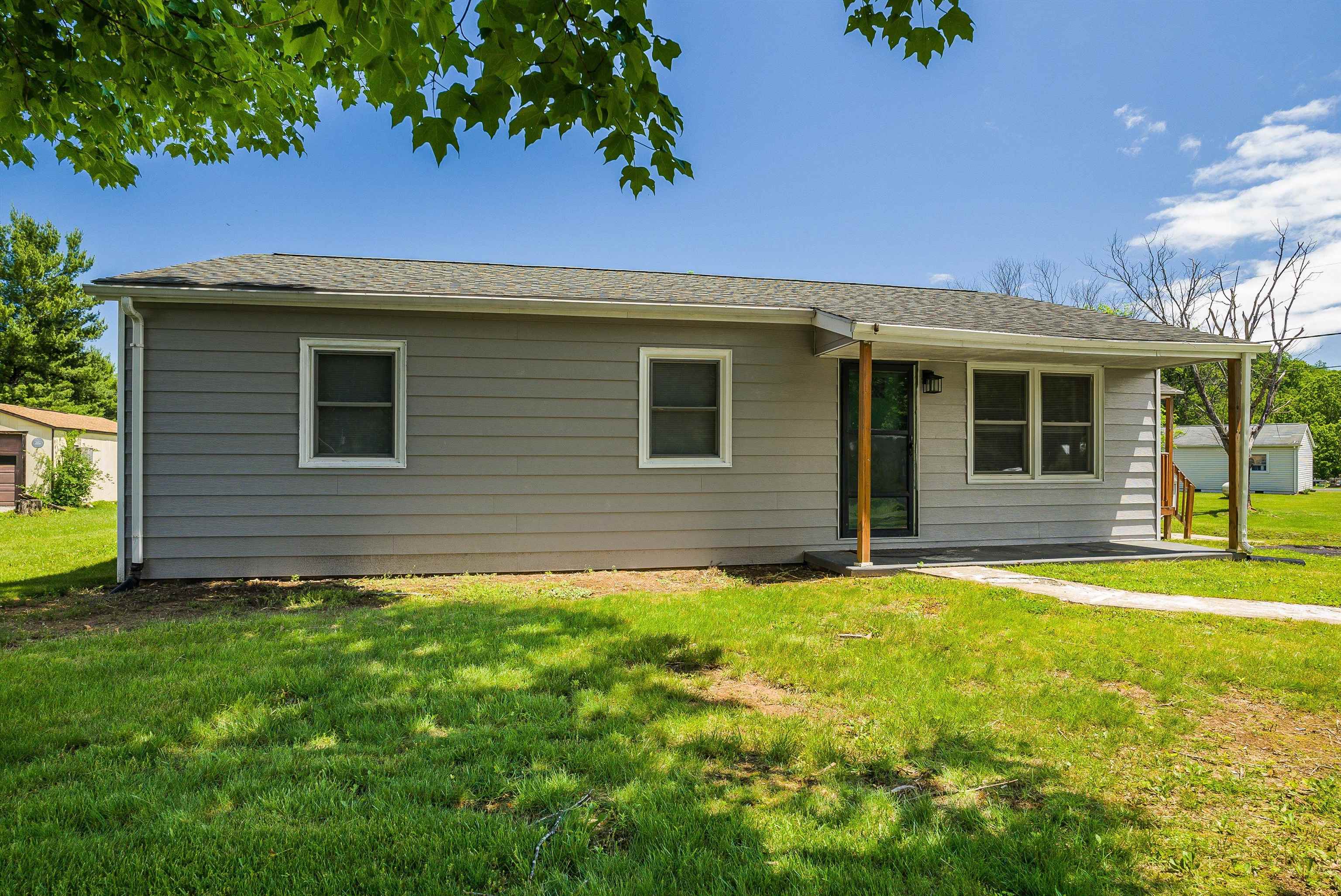 29 CRAWFORD DR, CHURCHVILLE, Virginia 24421, 3 Bedrooms Bedrooms, ,1 BathroomBathrooms,Residential,29 CRAWFORD DR,665593 MLS # 665593