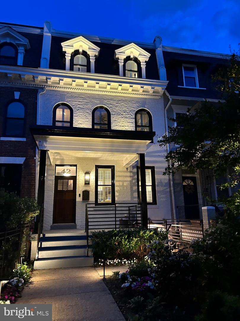 42 BRYANT ST NW, WASHINGTON, District Of Columbia 20001, 6 Bedrooms Bedrooms, ,4 BathroomsBathrooms,Residential,For sale,42 BRYANT ST NW,DCDC2201130 MLS # DCDC2201130