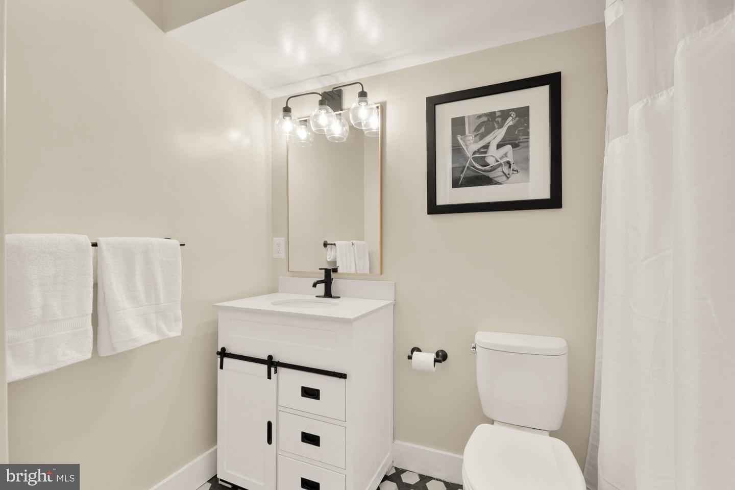 42 BRYANT ST NW, WASHINGTON, District Of Columbia 20001, 6 Bedrooms Bedrooms, ,4 BathroomsBathrooms,Residential,For sale,42 BRYANT ST NW,DCDC2201130 MLS # DCDC2201130