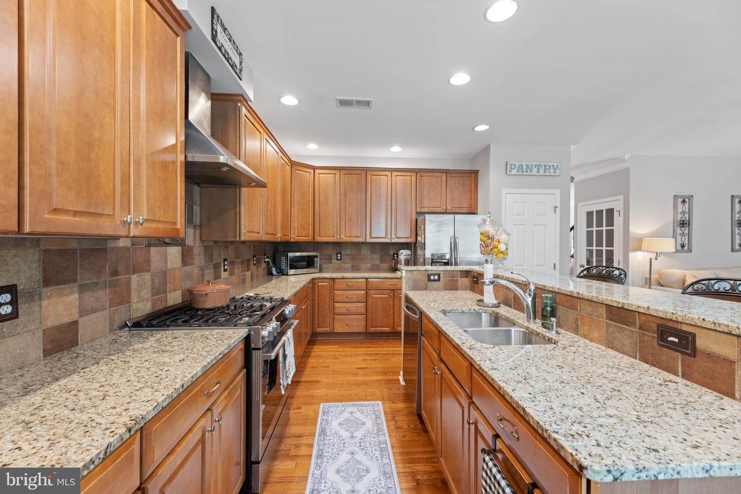 15430 GOSSOMS STORE CT, HAYMARKET, Virginia 20169, 3 Bedrooms Bedrooms, ,3 BathroomsBathrooms,Residential,For sale,15430 GOSSOMS STORE CT,VAPW2096428 MLS # VAPW2096428