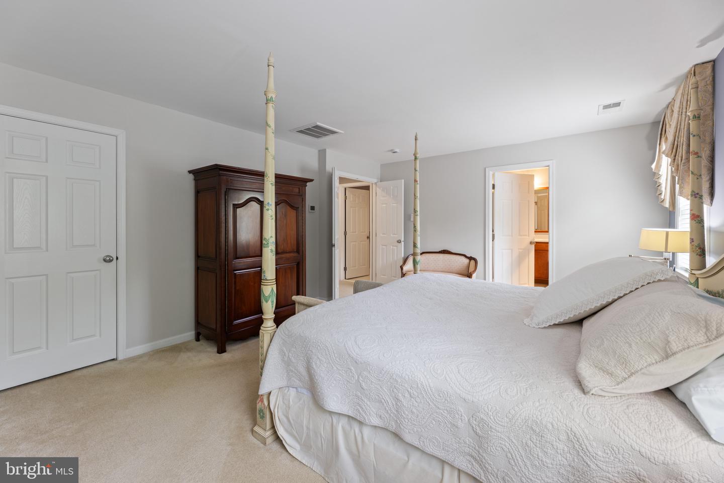 15430 GOSSOMS STORE CT, HAYMARKET, Virginia 20169, 3 Bedrooms Bedrooms, ,3 BathroomsBathrooms,Residential,For sale,15430 GOSSOMS STORE CT,VAPW2096428 MLS # VAPW2096428