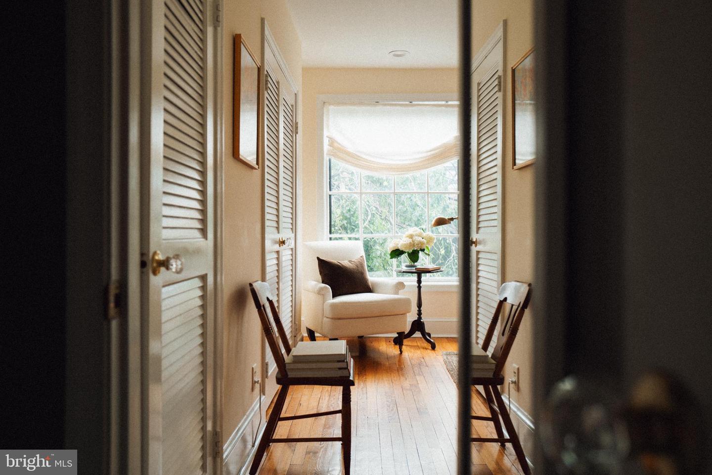 708 9TH ST SE, WASHINGTON, District Of Columbia 20003, 3 Bedrooms Bedrooms, ,2 BathroomsBathrooms,Residential,For sale,708 9TH ST SE,DCDC2204890 MLS # DCDC2204890
