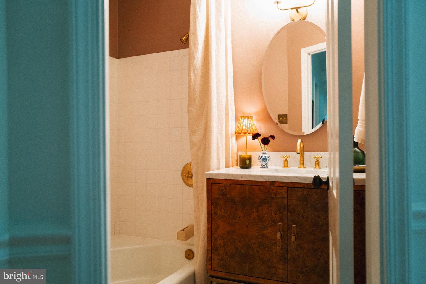 708 9TH ST SE, WASHINGTON, District Of Columbia 20003, 3 Bedrooms Bedrooms, ,2 BathroomsBathrooms,Residential,For sale,708 9TH ST SE,DCDC2204890 MLS # DCDC2204890