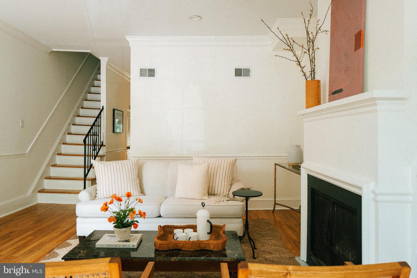 708 9TH ST SE, WASHINGTON, District Of Columbia 20003, 3 Bedrooms Bedrooms, ,2 BathroomsBathrooms,Residential,For sale,708 9TH ST SE,DCDC2204890 MLS # DCDC2204890