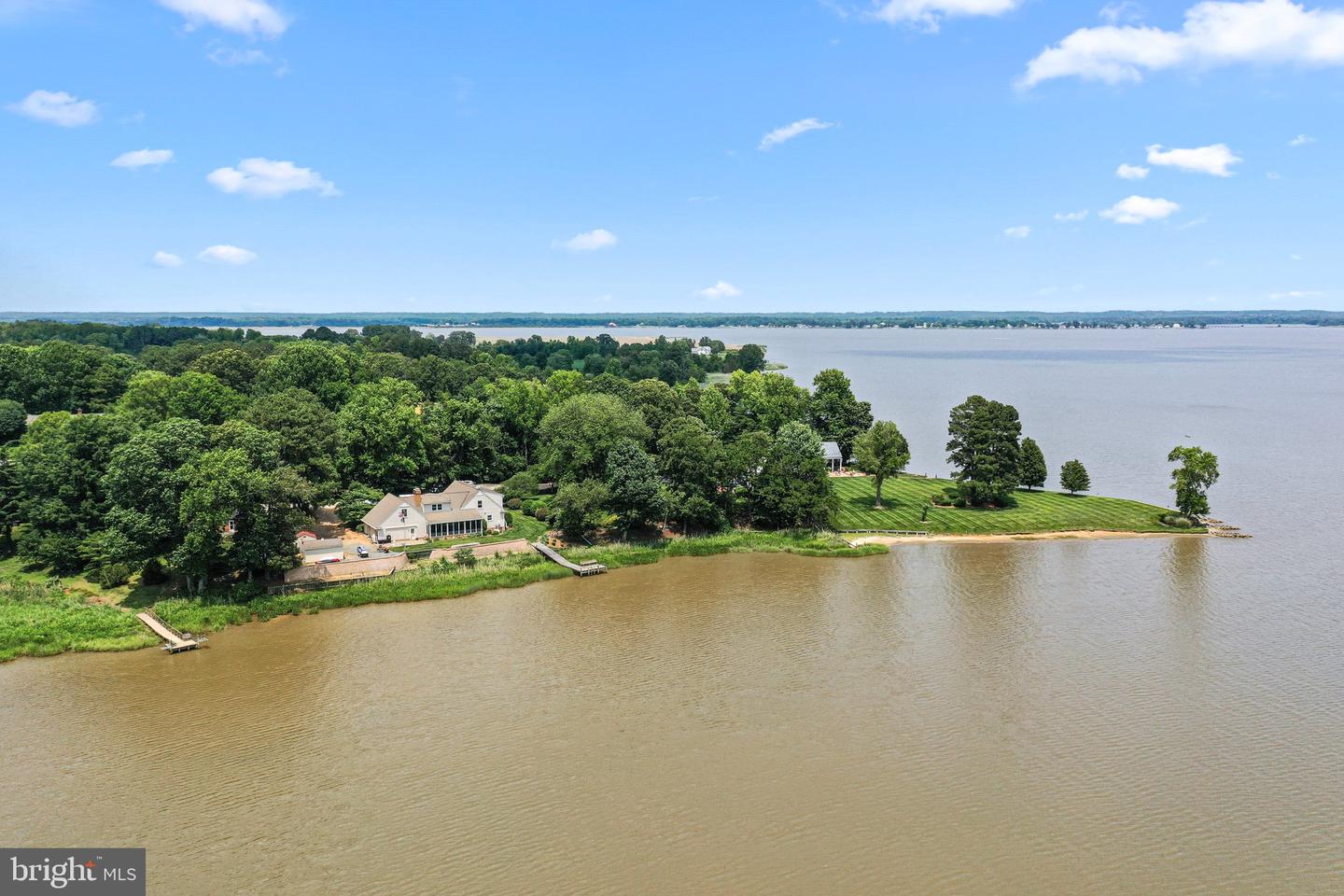 266 YOUHILL DR, TAPPAHANNOCK, Virginia 22560, 4 Bedrooms Bedrooms, ,3 BathroomsBathrooms,Residential,For sale,266 YOUHILL DR,VAES2000900 MLS # VAES2000900