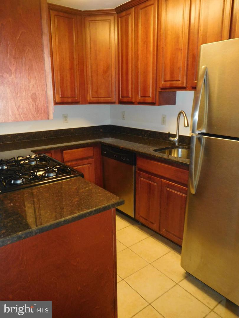 4390 LORCOM LN #512, ARLINGTON, Virginia 22207, 1 Bedroom Bedrooms, ,1 BathroomBathrooms,Residential,For sale,4390 LORCOM LN #512,VAAR2058998 MLS # VAAR2058998