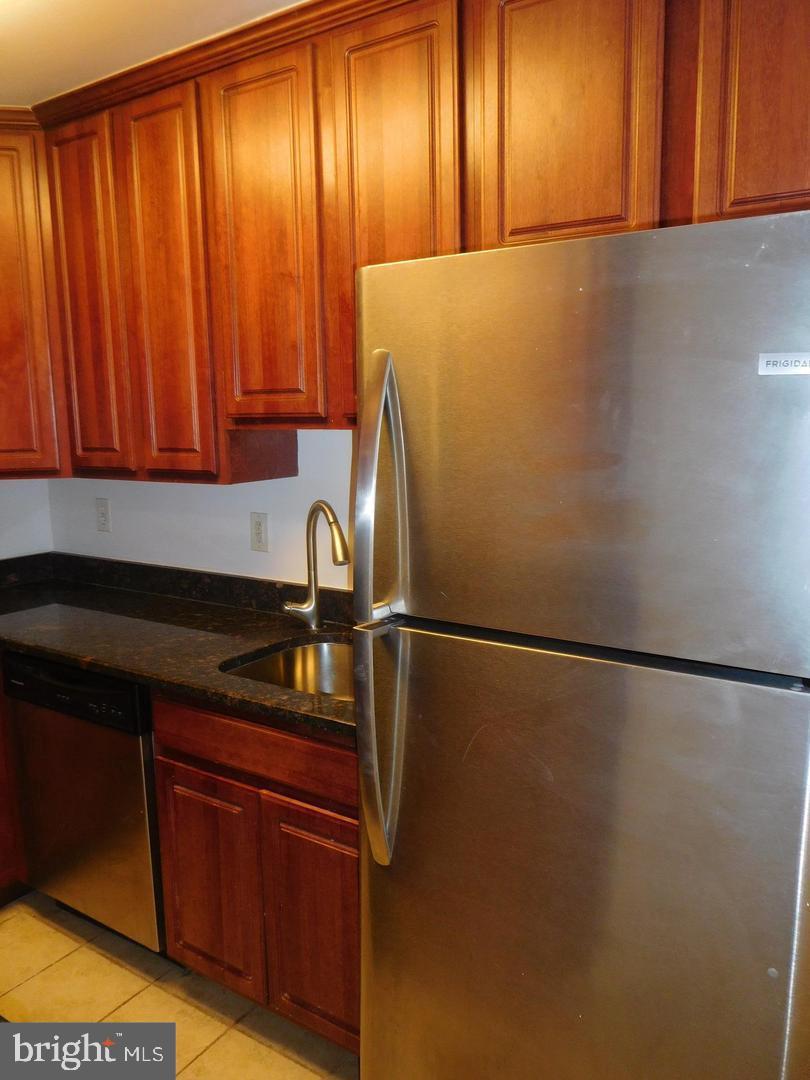 4390 LORCOM LN #512, ARLINGTON, Virginia 22207, 1 Bedroom Bedrooms, ,1 BathroomBathrooms,Residential,For sale,4390 LORCOM LN #512,VAAR2058998 MLS # VAAR2058998