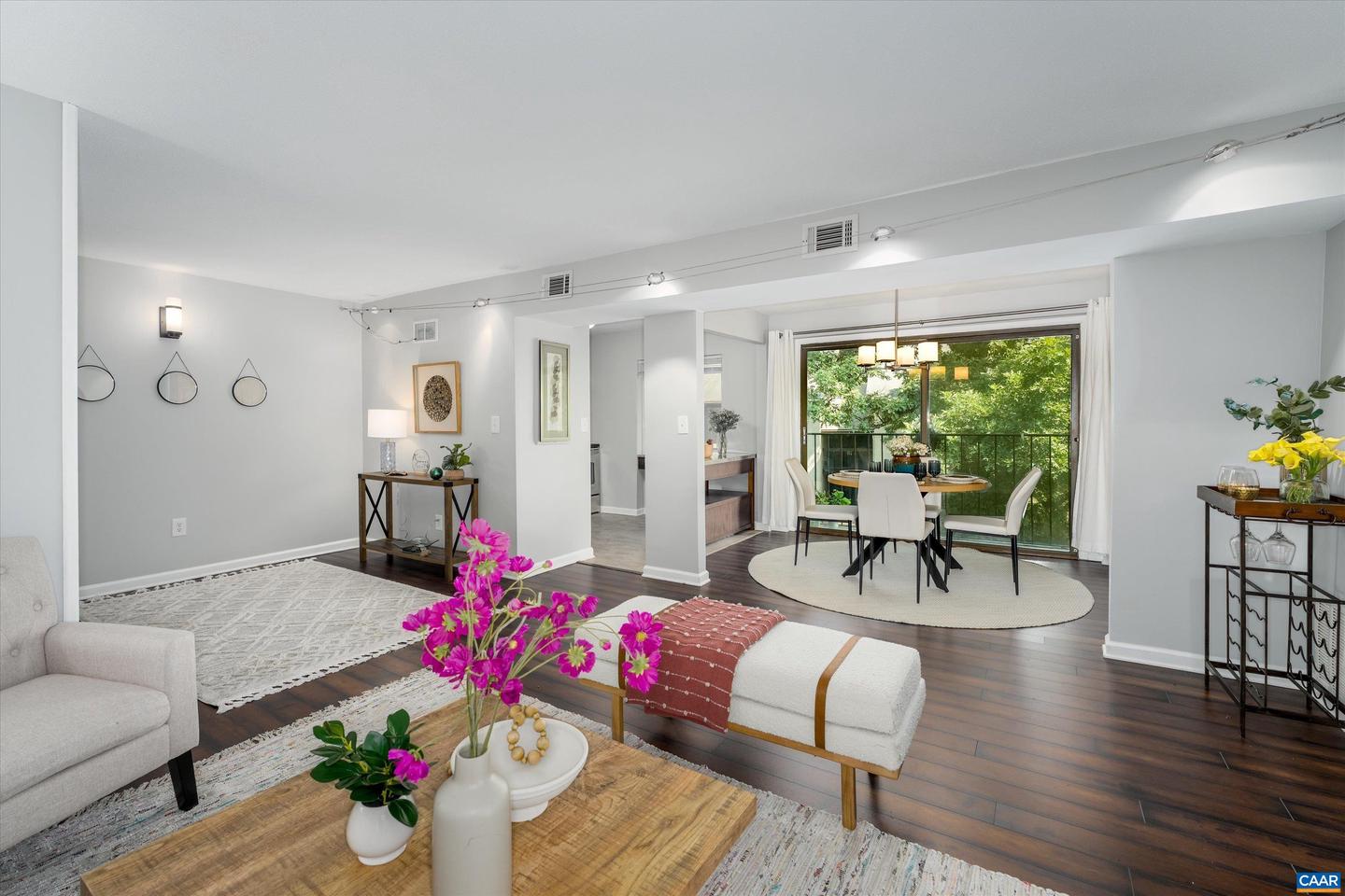 11 SPRING CT, CHARLOTTESVILLE, Virginia 22901, 2 Bedrooms Bedrooms, ,1 BathroomBathrooms,Residential,For sale,11 SPRING CT,665577 MLS # 665577