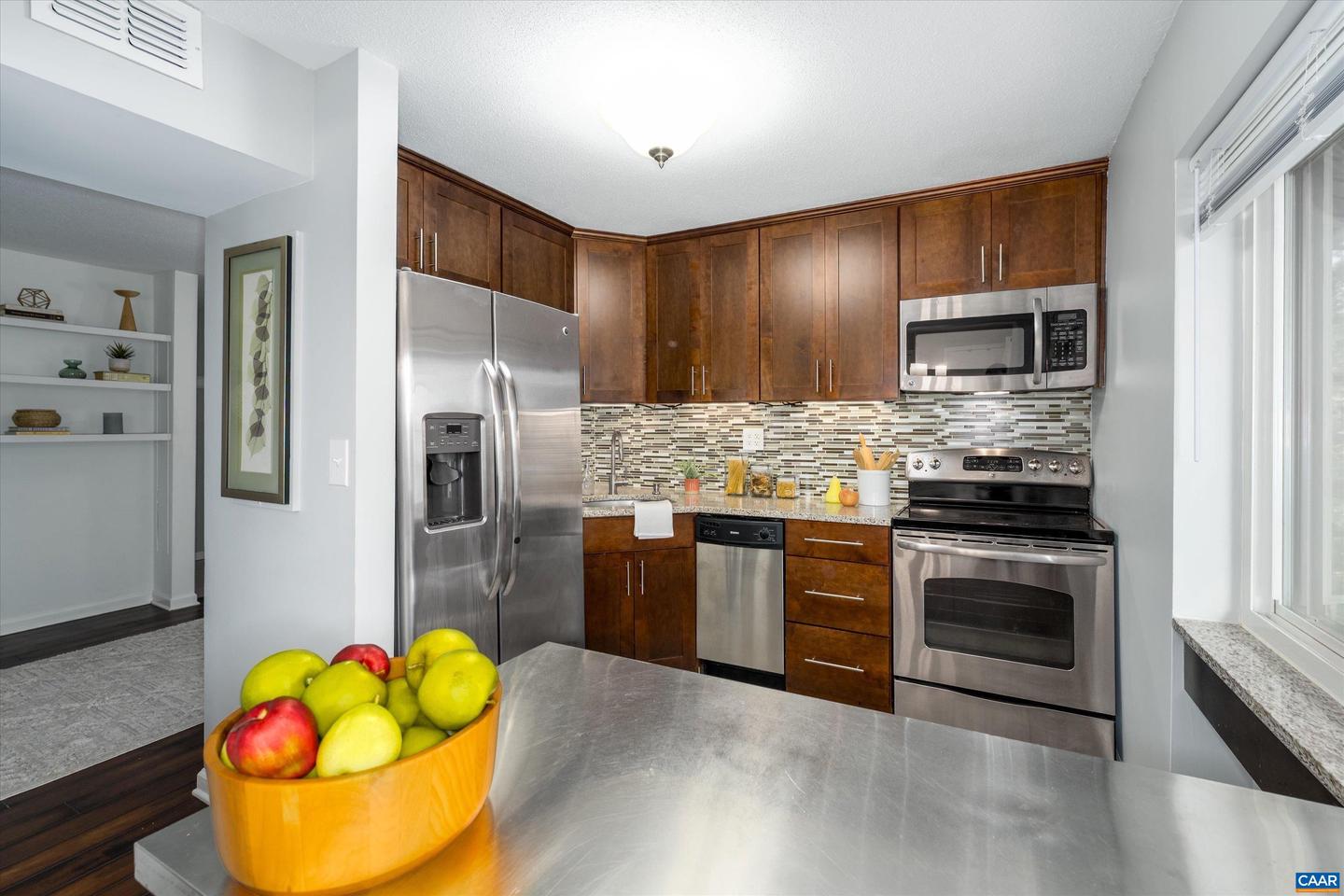 11 SPRING CT, CHARLOTTESVILLE, Virginia 22901, 2 Bedrooms Bedrooms, ,1 BathroomBathrooms,Residential,For sale,11 SPRING CT,665577 MLS # 665577