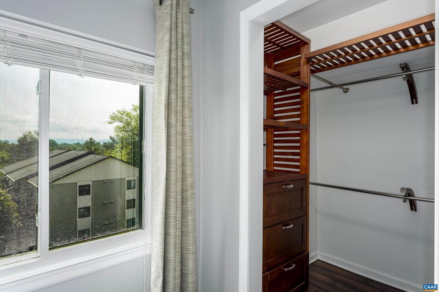 11 SPRING CT, CHARLOTTESVILLE, Virginia 22901, 2 Bedrooms Bedrooms, ,1 BathroomBathrooms,Residential,For sale,11 SPRING CT,665577 MLS # 665577
