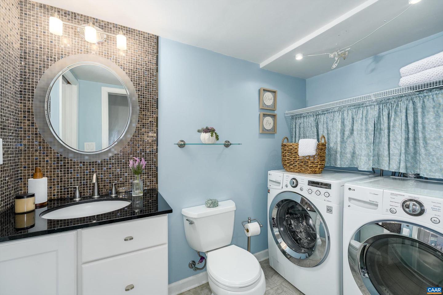 11 SPRING CT, CHARLOTTESVILLE, Virginia 22901, 2 Bedrooms Bedrooms, ,1 BathroomBathrooms,Residential,For sale,11 SPRING CT,665577 MLS # 665577